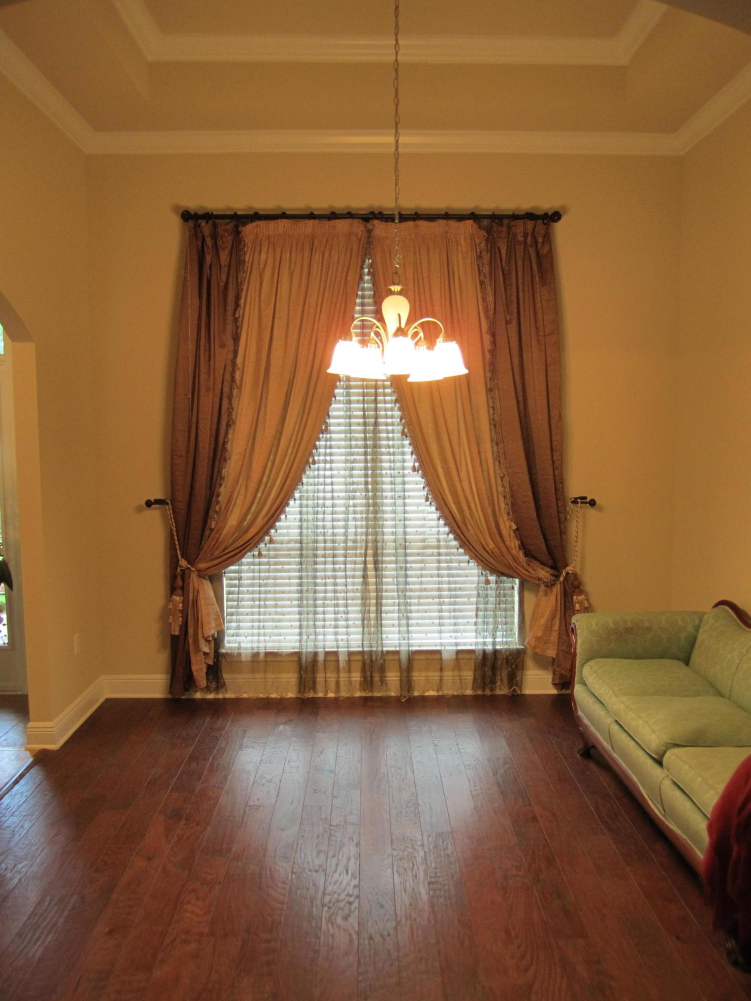 WINDSOR ESTATES - Residential