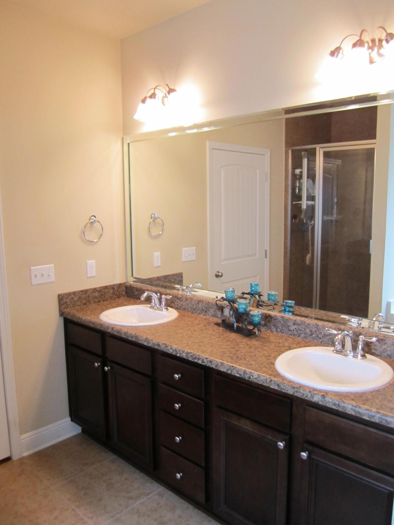 WINDSOR ESTATES - Residential