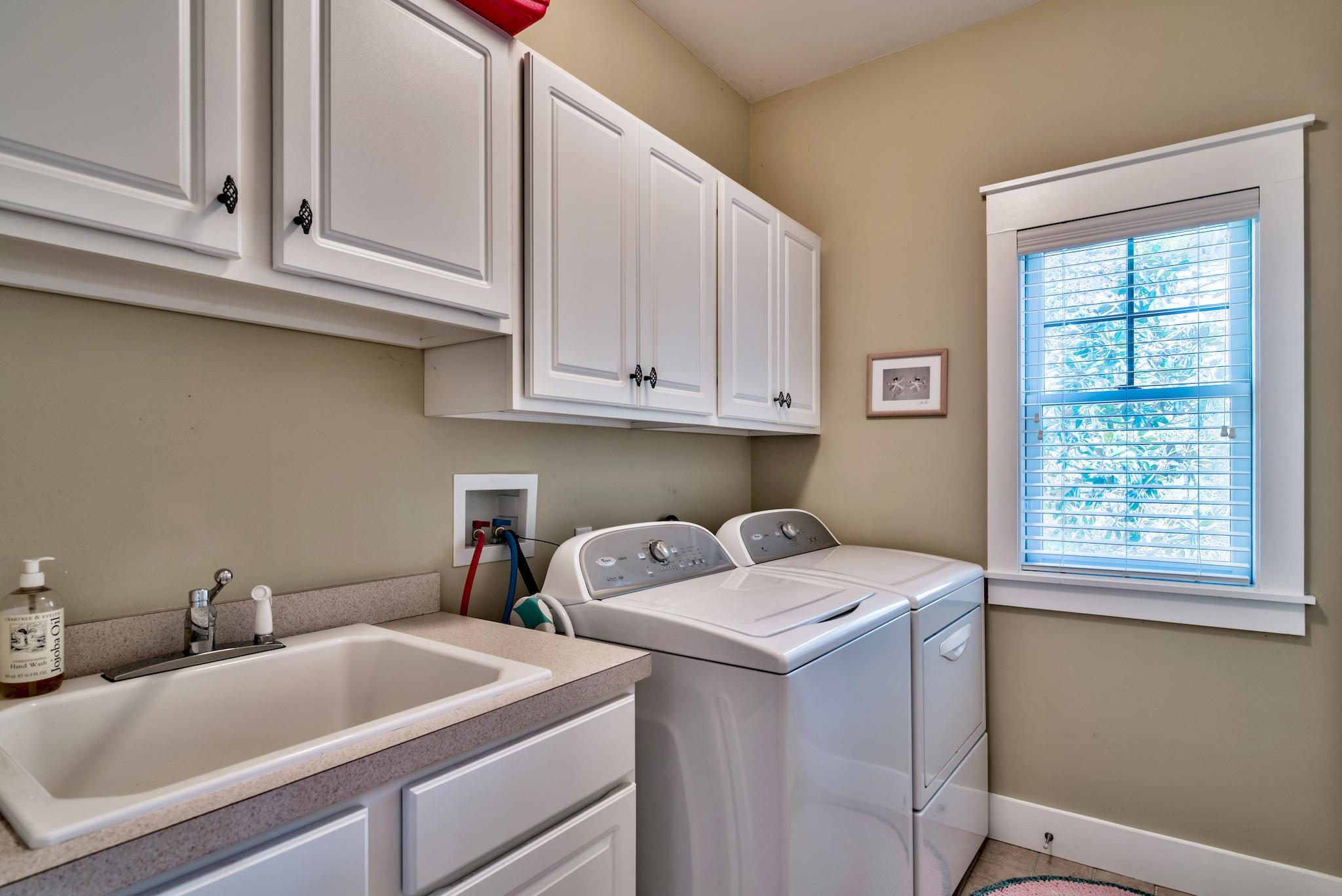 SUMMER RIDGE - Residential