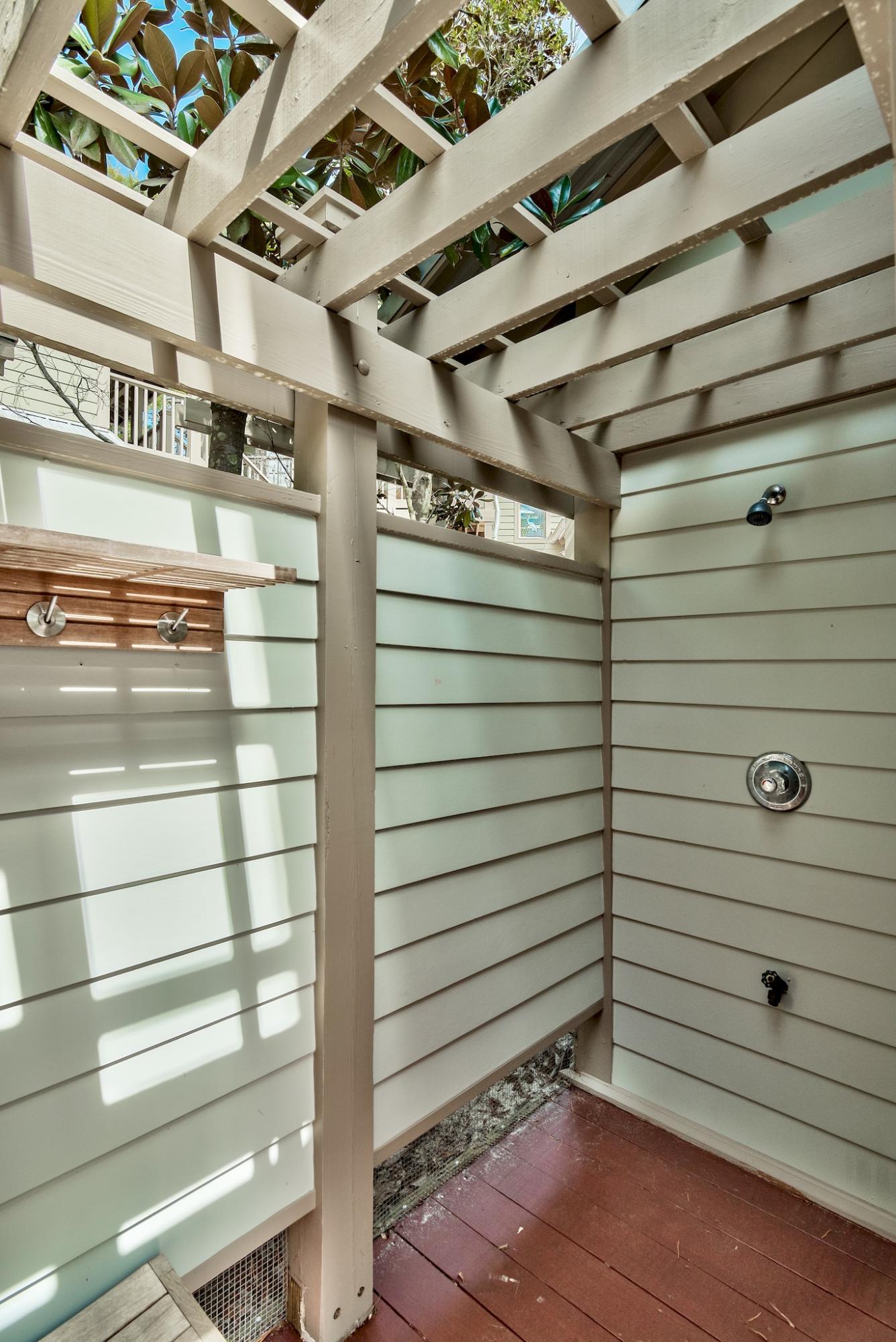 SUMMER RIDGE - Residential