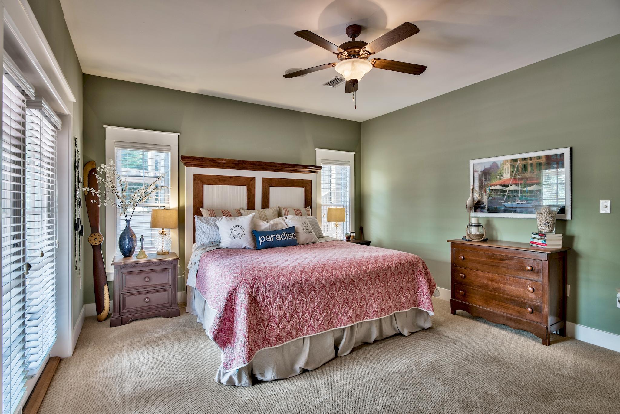 SUMMER RIDGE - Residential