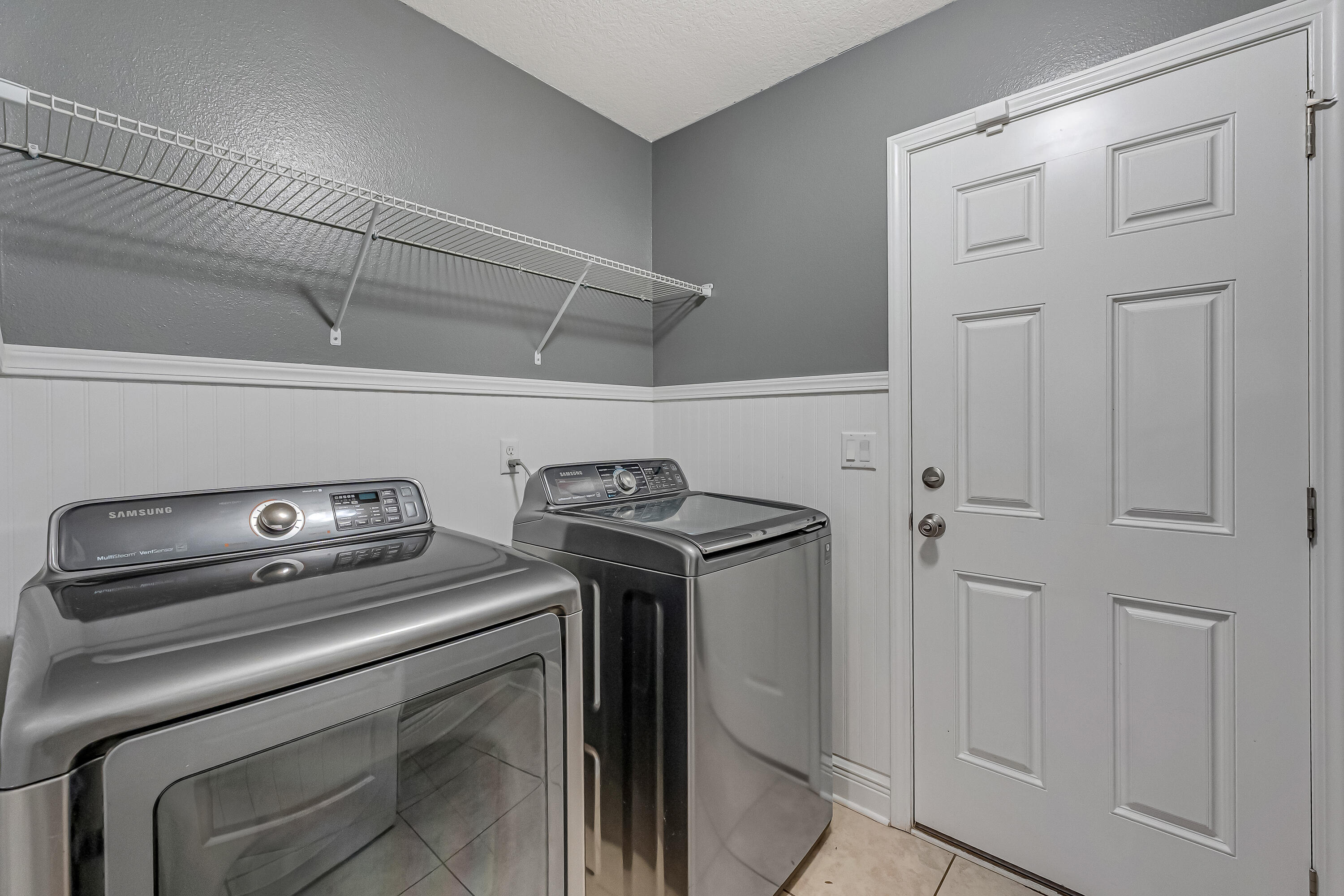 ALICIA PLACE - Residential