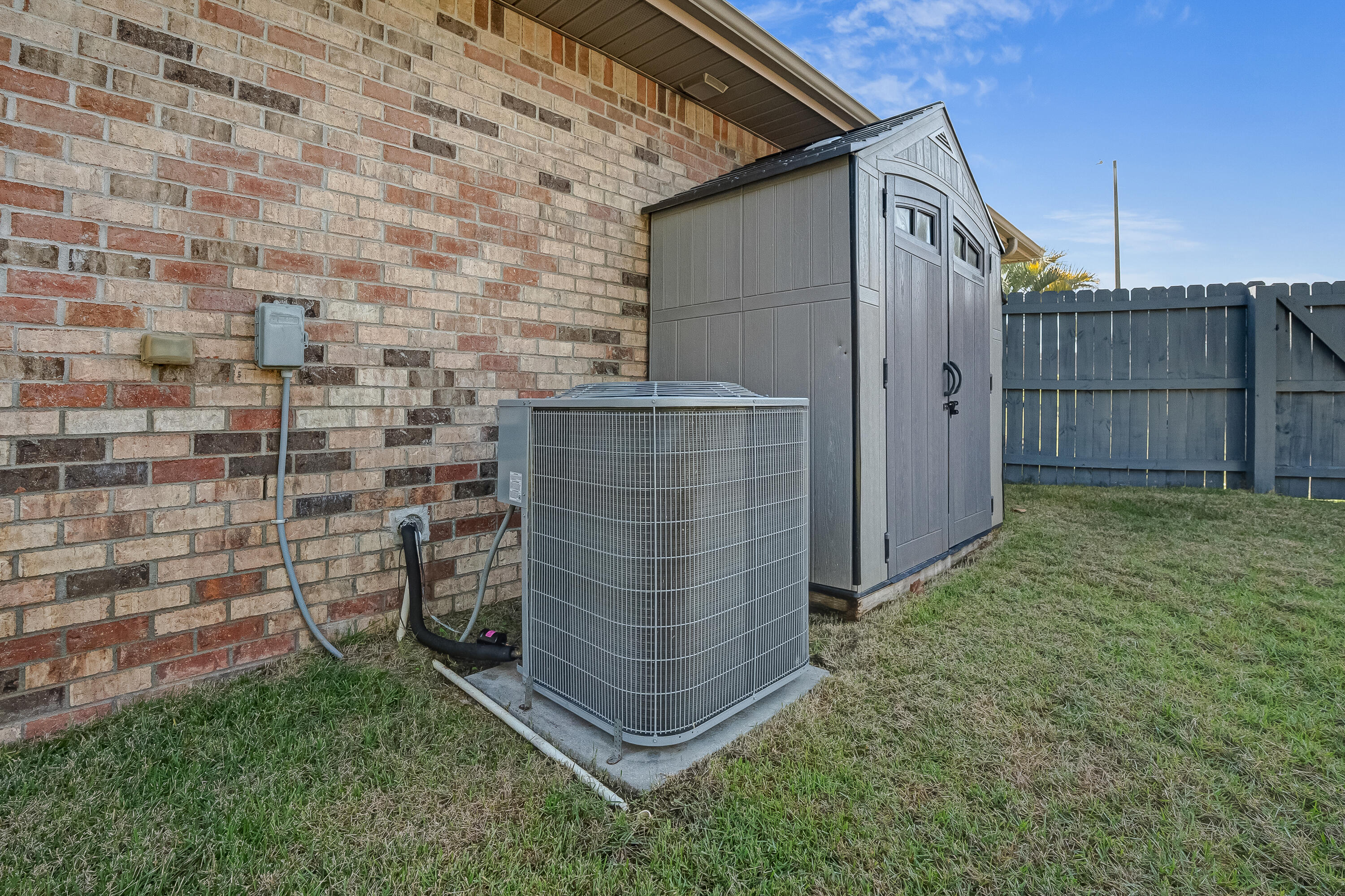 ALICIA PLACE - Residential