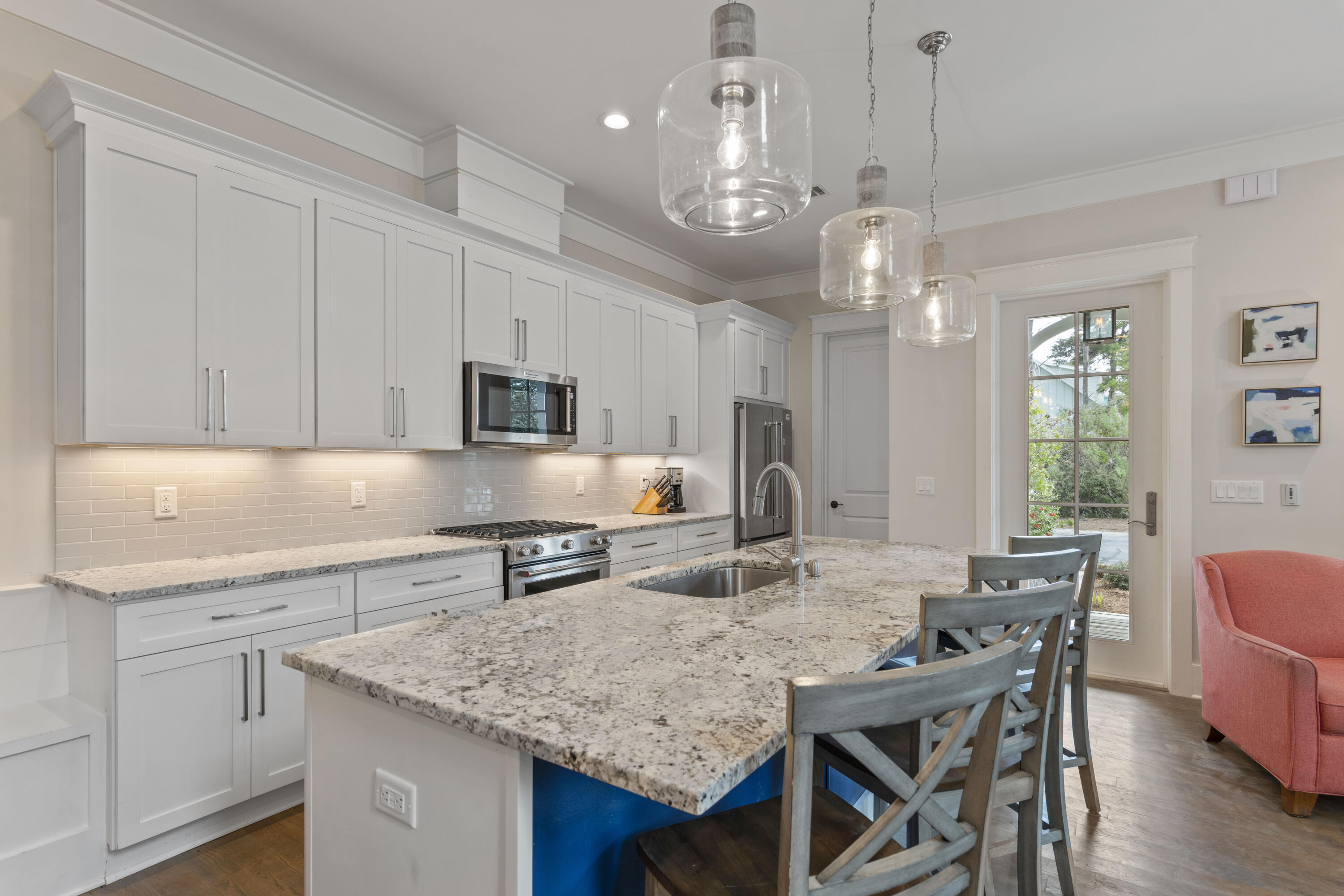 LAKESIDE AT BLUE MOUNTAIN BEACH - Residential