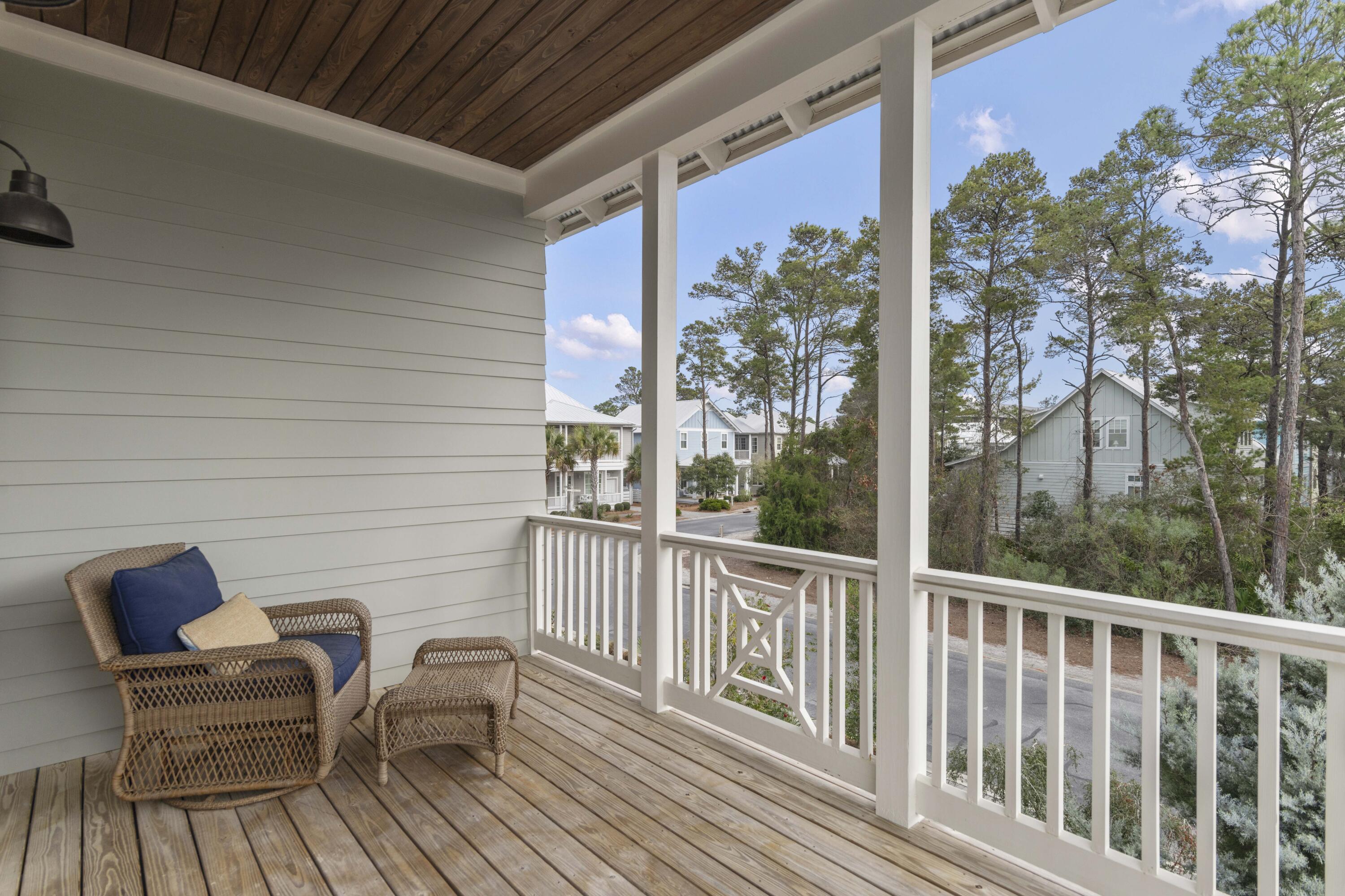 LAKESIDE AT BLUE MOUNTAIN BEACH - Residential