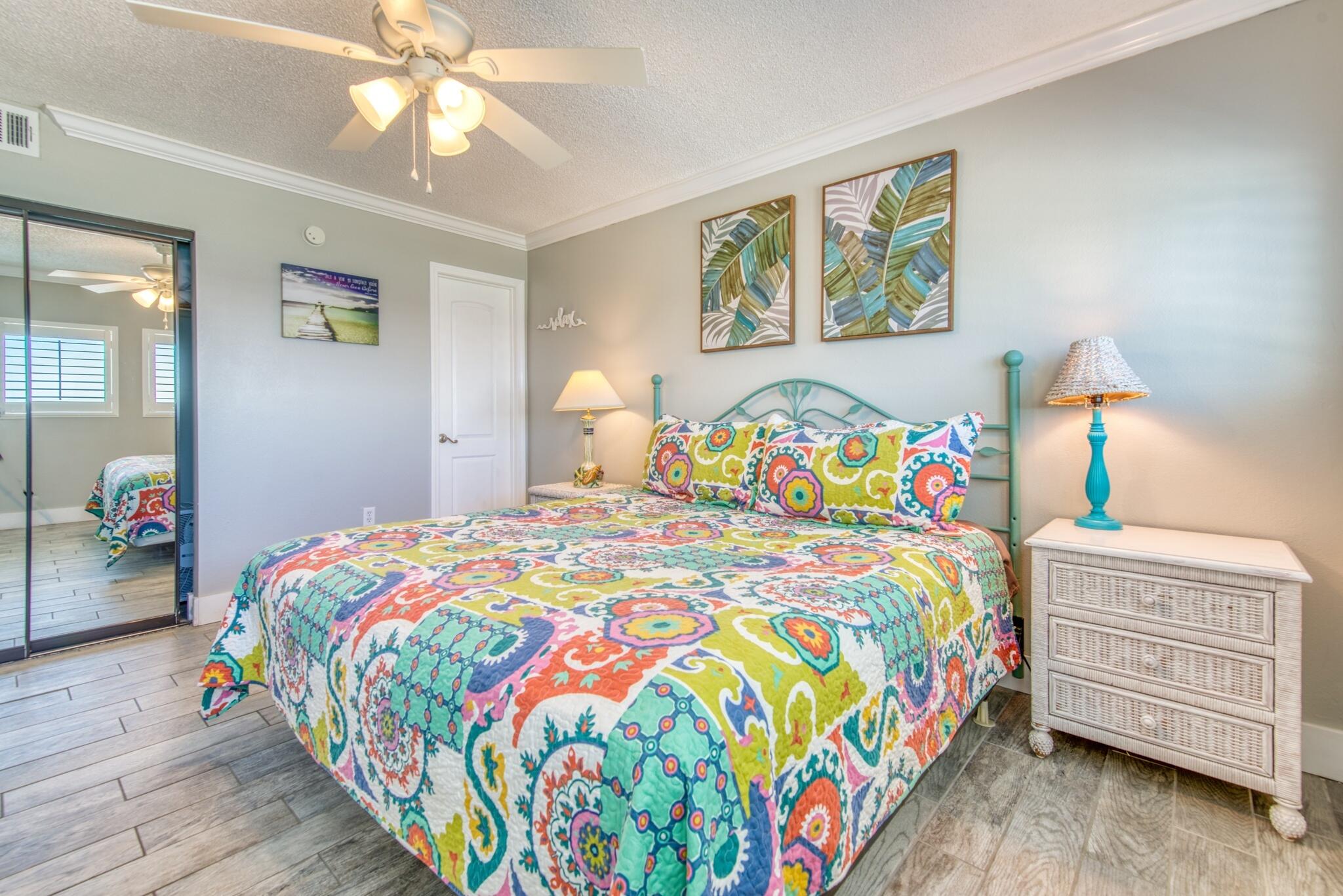 BEACH HOUSE CONDO PH 2 - Residential