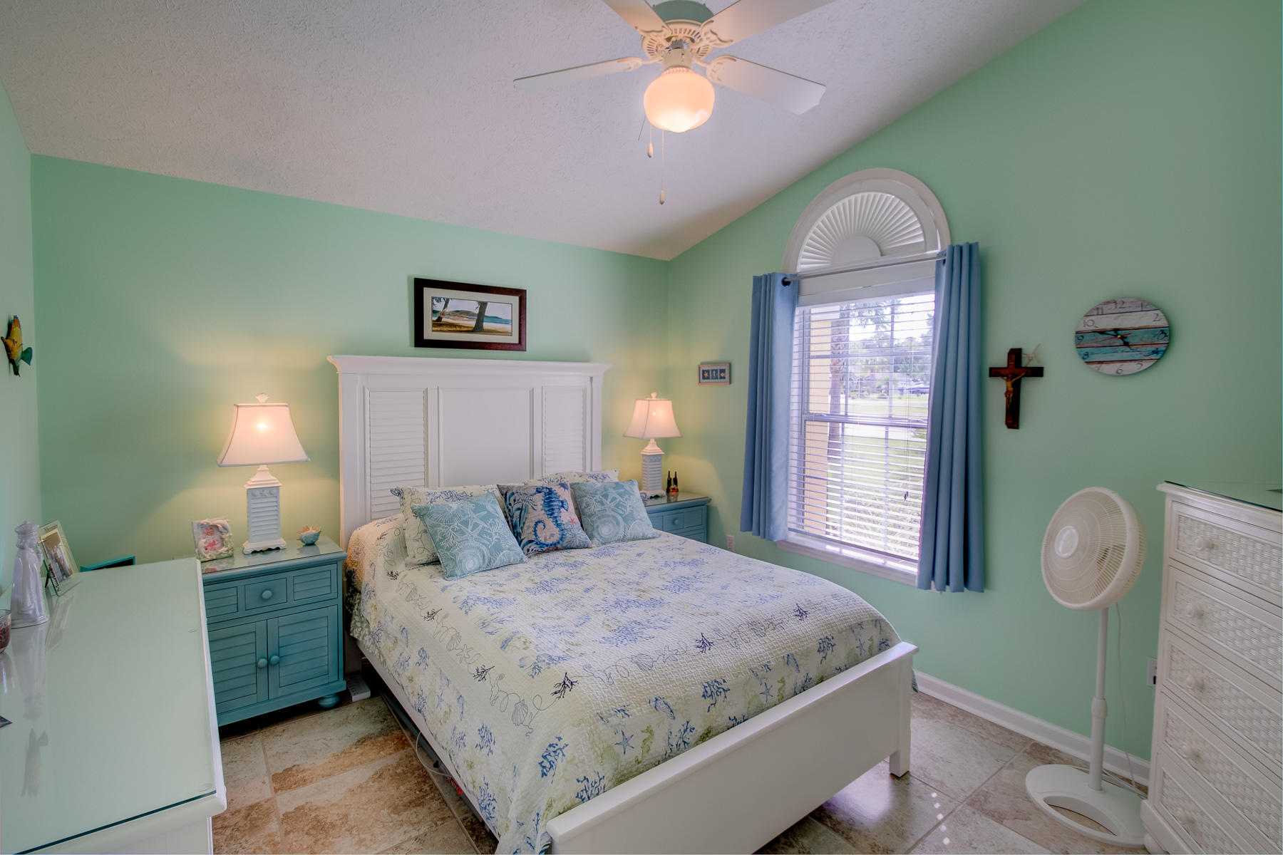 DOLPHIN BAY PH 1 - Residential