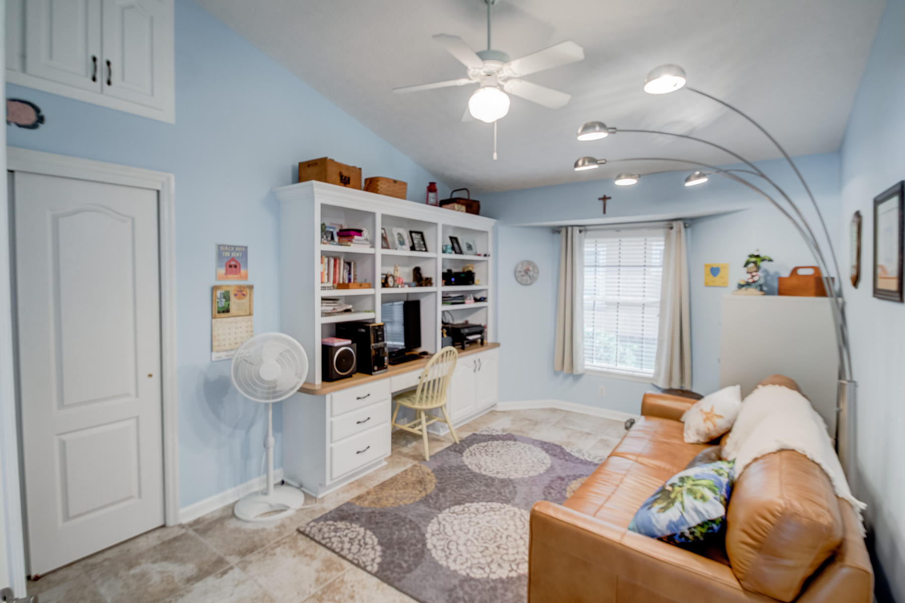 DOLPHIN BAY PH 1 - Residential