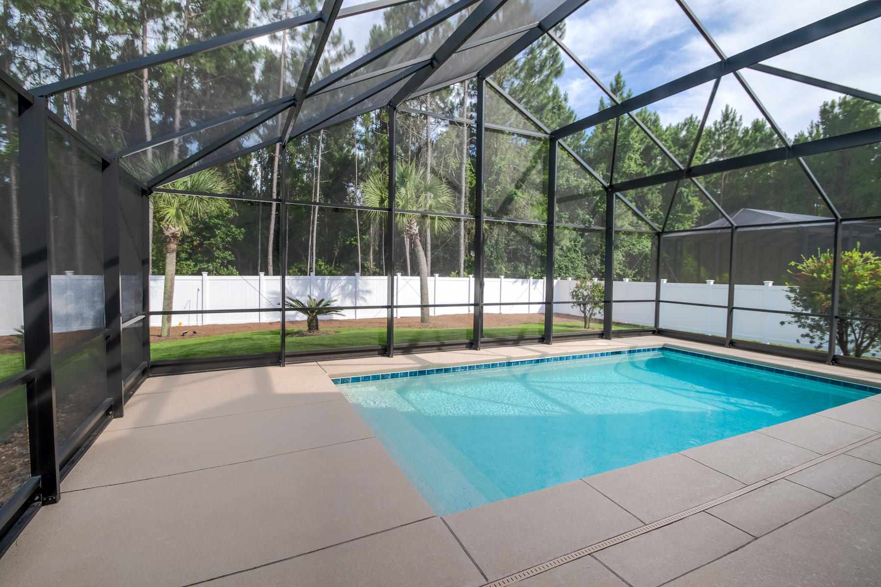 DOLPHIN BAY PH 1 - Residential