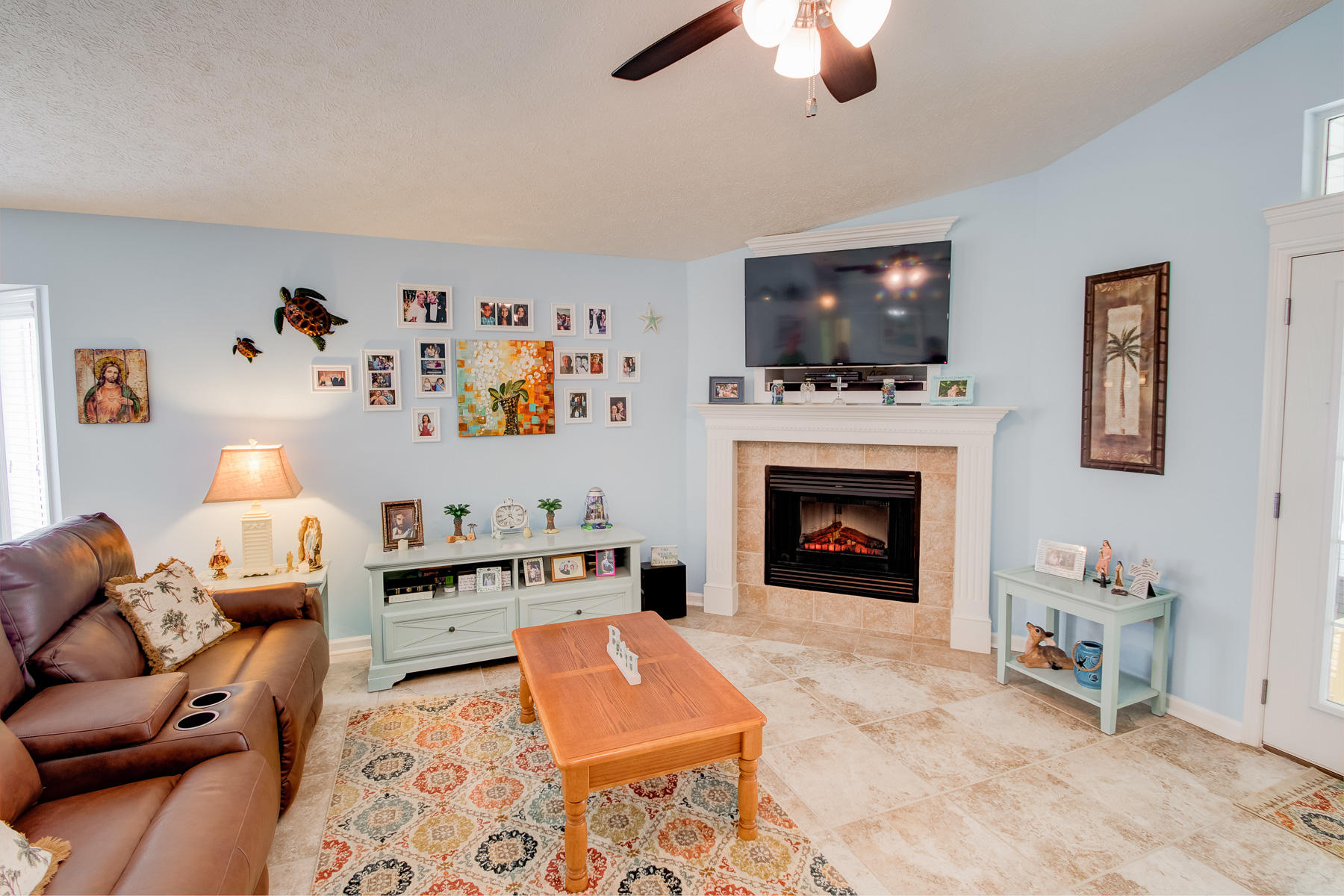 DOLPHIN BAY PH 1 - Residential