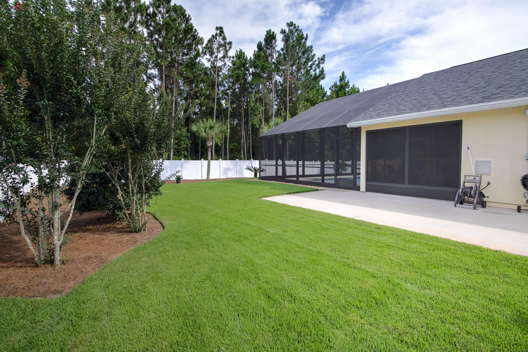 DOLPHIN BAY PH 1 - Residential