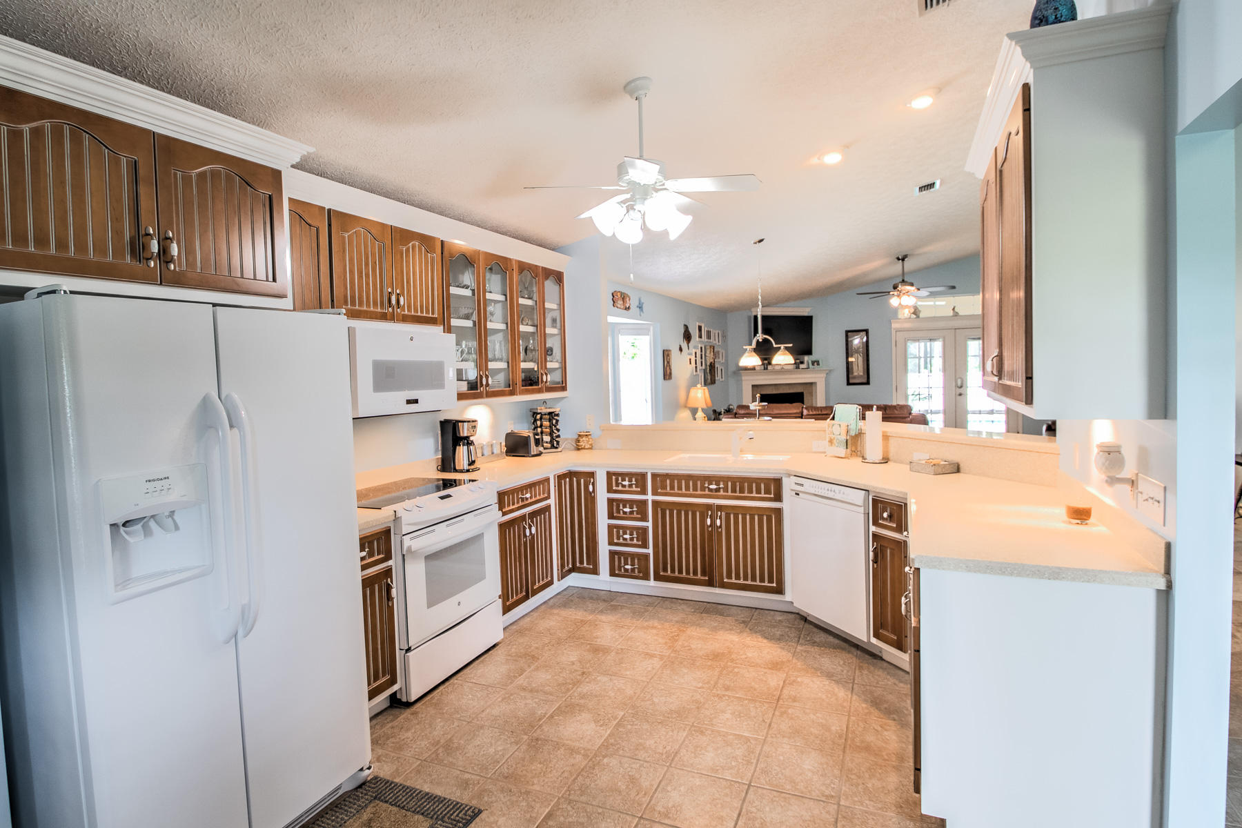 DOLPHIN BAY PH 1 - Residential