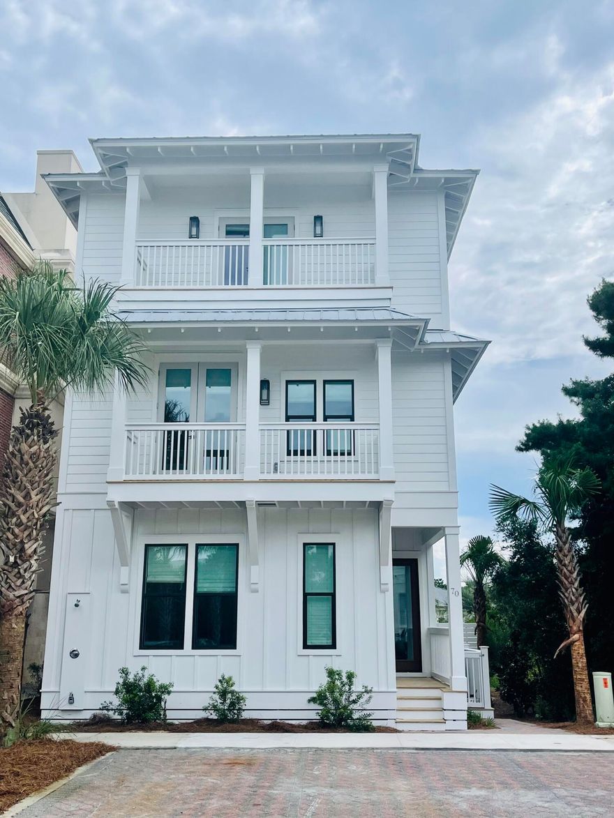 New Construction entered into MLS for Comps purposes.All dimensions to be verified by buyer.