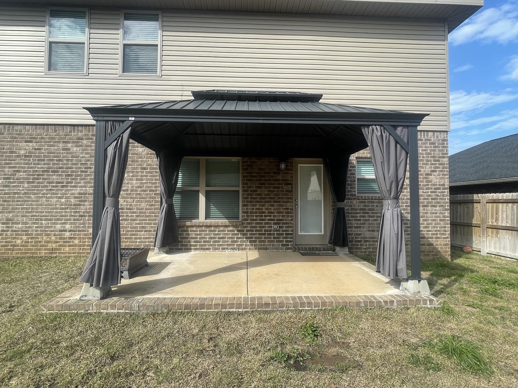 RIDGEWAY LANDING PHASE 1 - Residential Lease