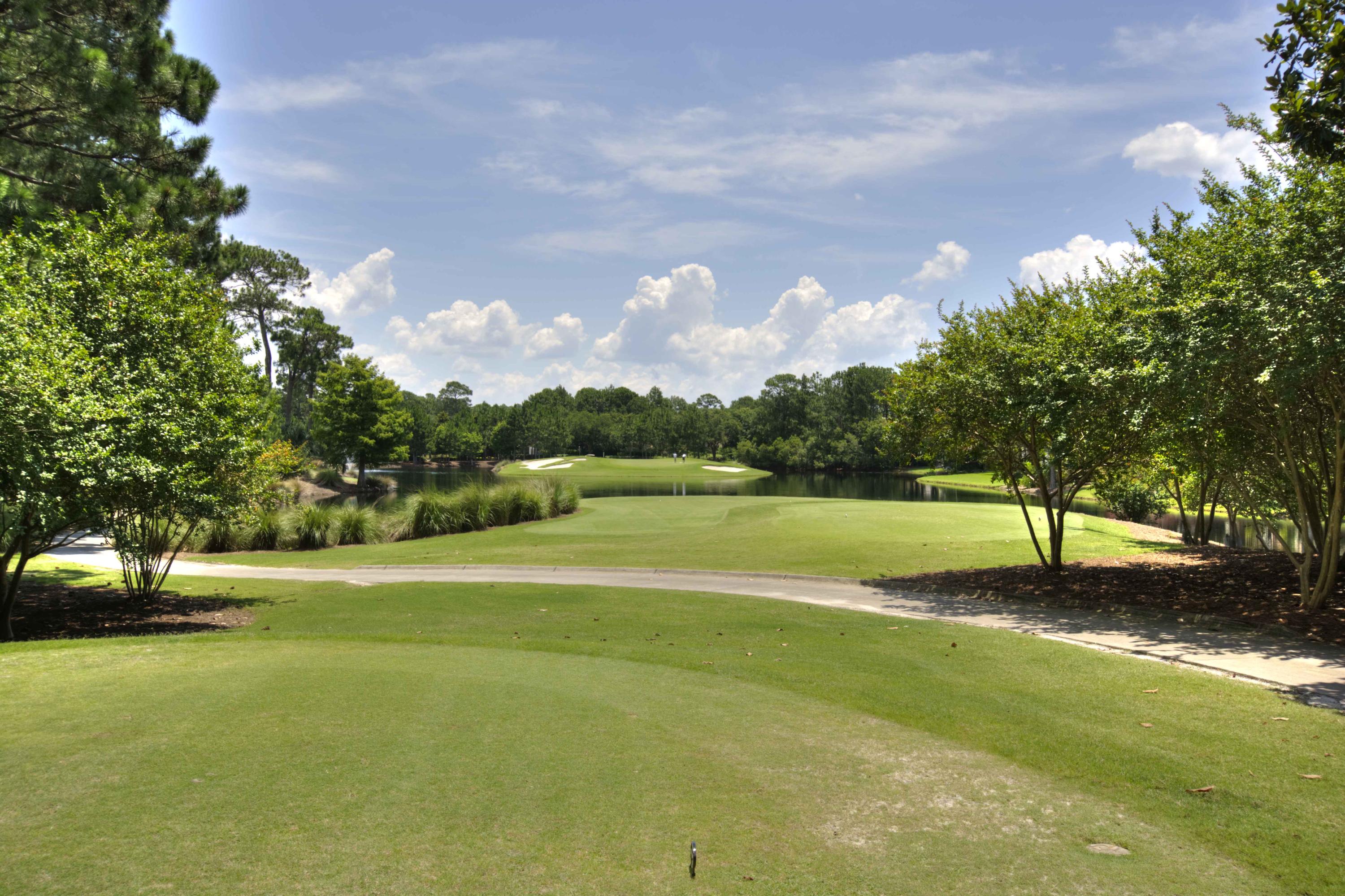 BAYTOWNE AVE EAST - Land