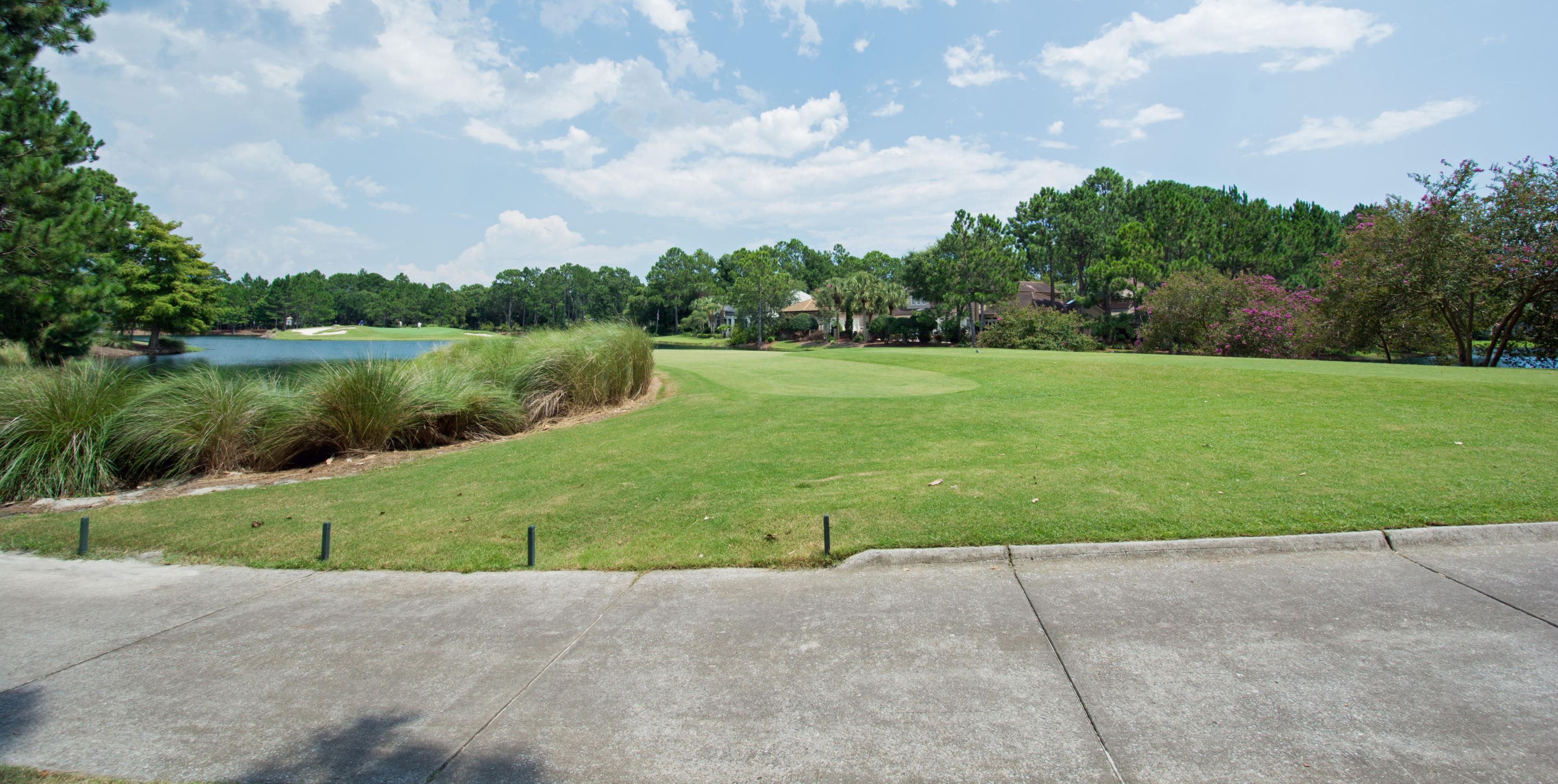 Don't miss out on this amazing Sandestin home site. Build your dream home overlooking the 6th hole of the award-wining Raven golf course. Enjoy all the amenities and lifestyle of Sandestin Golf and Beach Resort - four Challenging golf courses, shimmering white sandy beaches, marina, tennis courts, shopping, fine dining, and exciting nightlife of the Village of Baytowne Wharf. Sandestin Golf and Beach Resort is truly a place to call home!