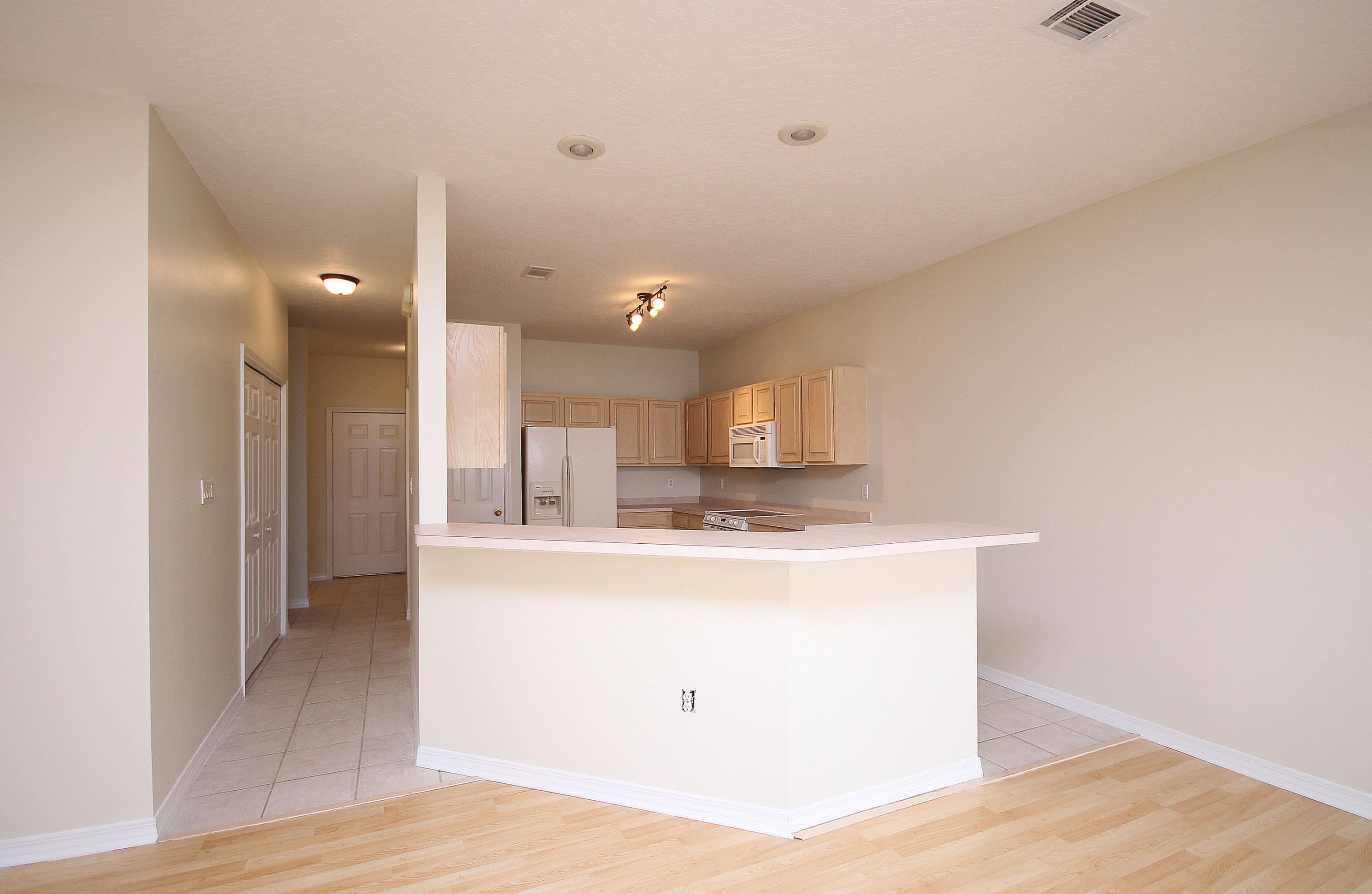 PELICAN COVE T/H - Residential