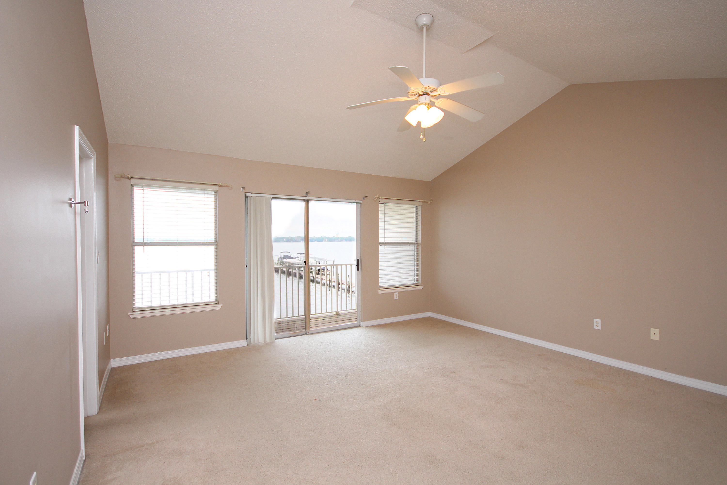 PELICAN COVE T/H - Residential