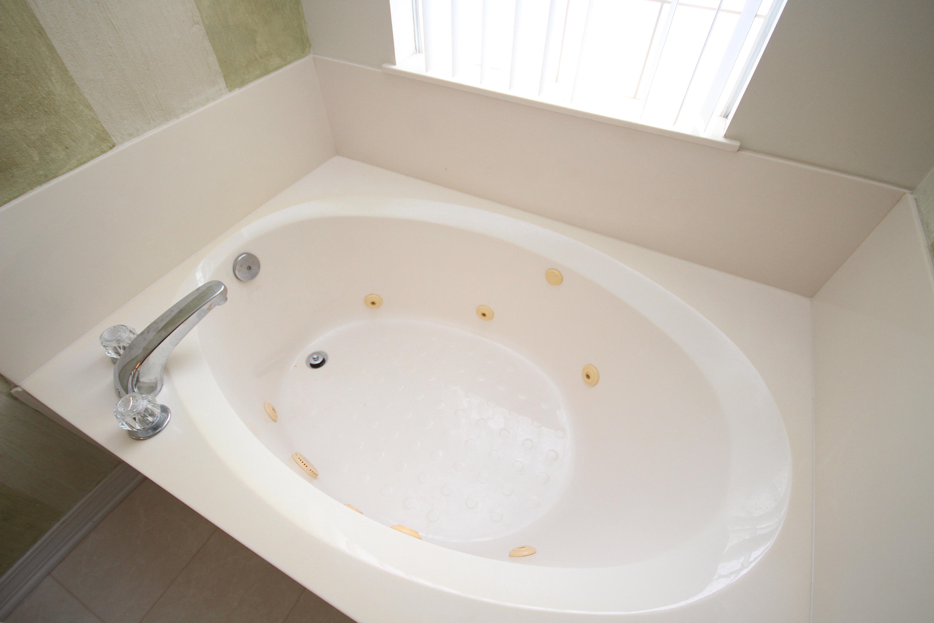 PELICAN COVE T/H - Residential