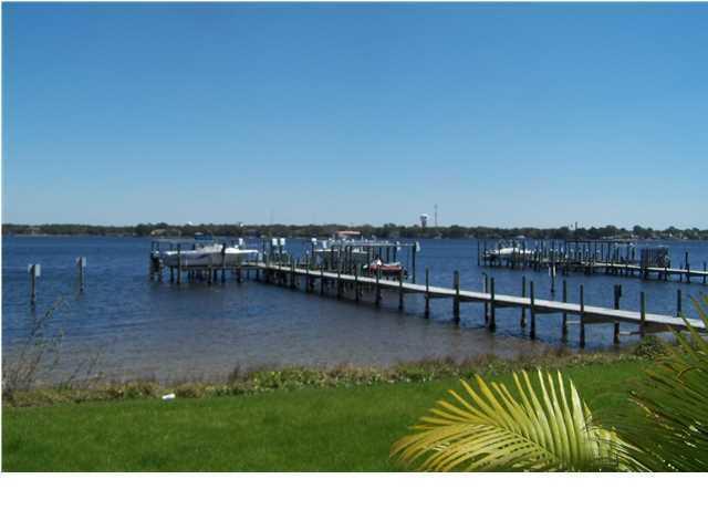 PELICAN COVE T/H - Residential