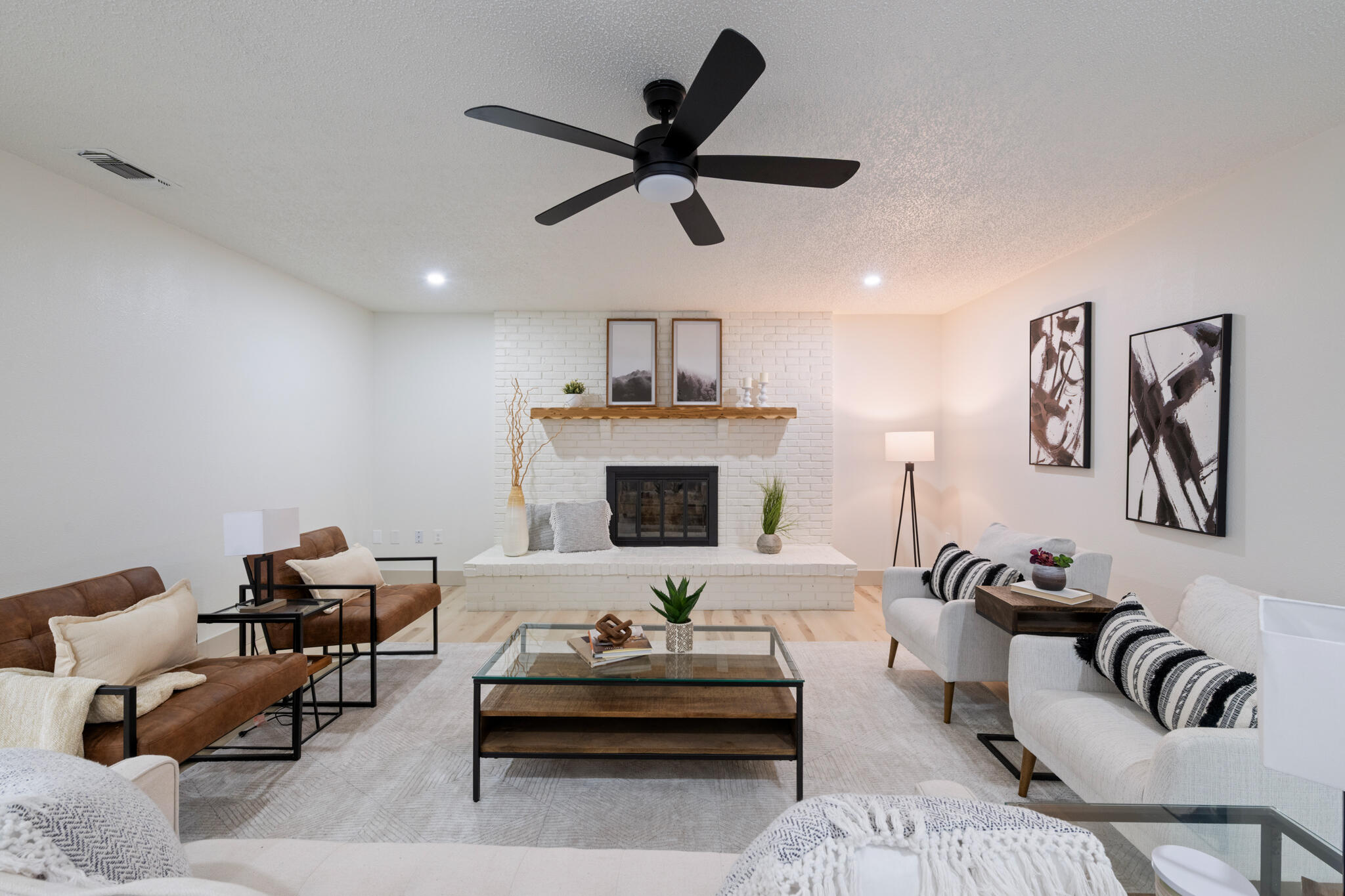 CAROL ANNE MANOR - Residential