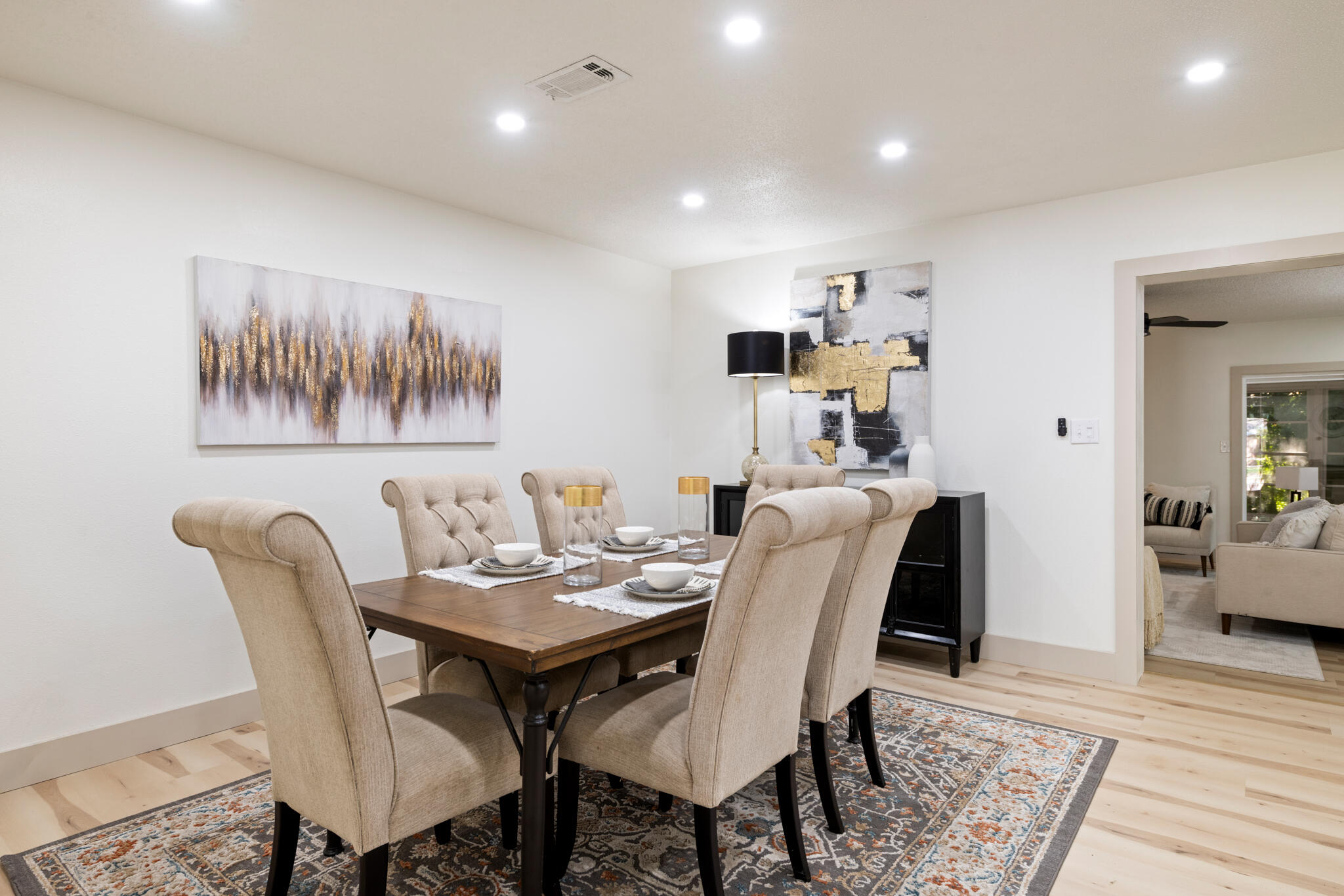 CAROL ANNE MANOR - Residential