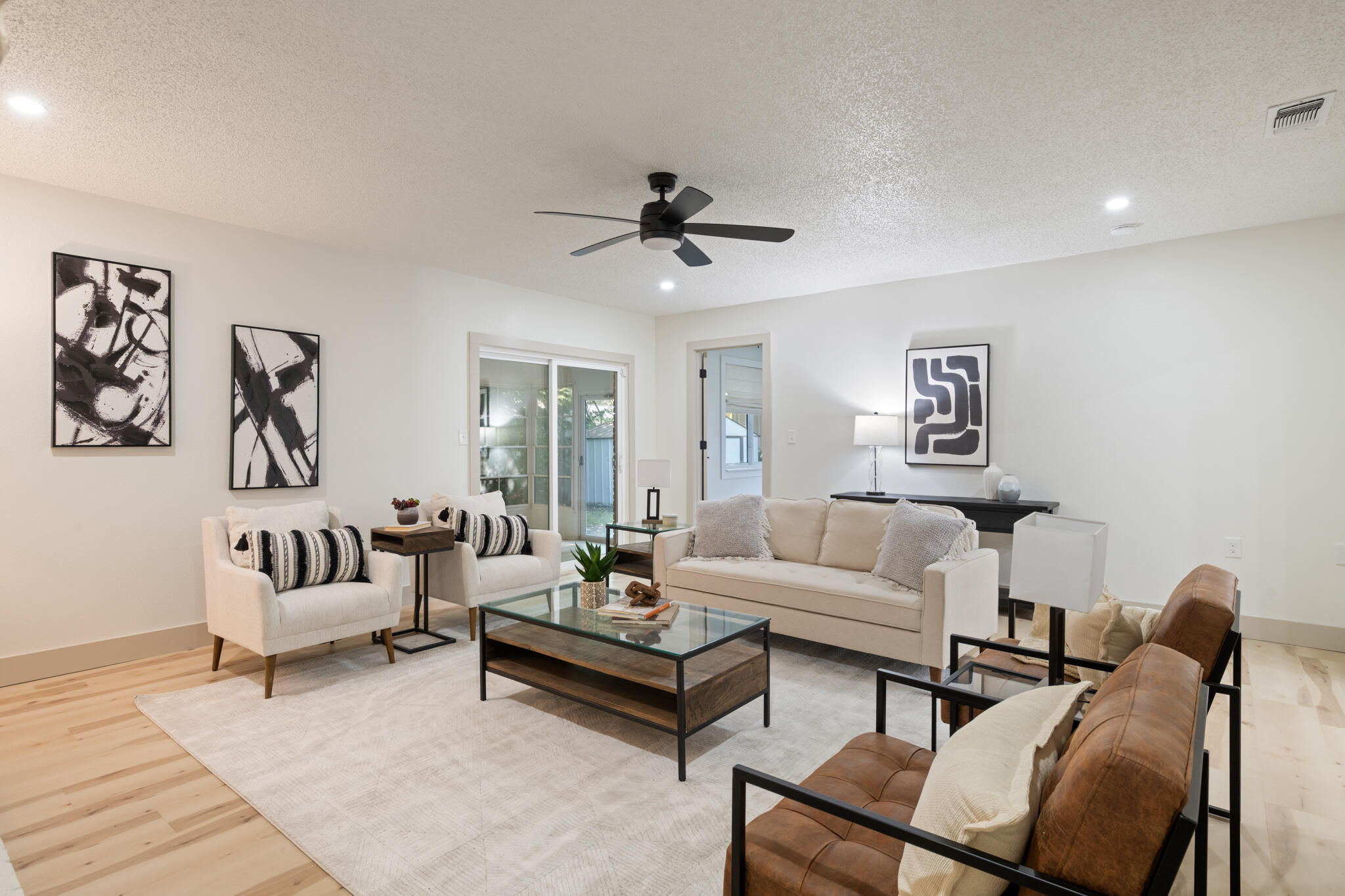 CAROL ANNE MANOR - Residential