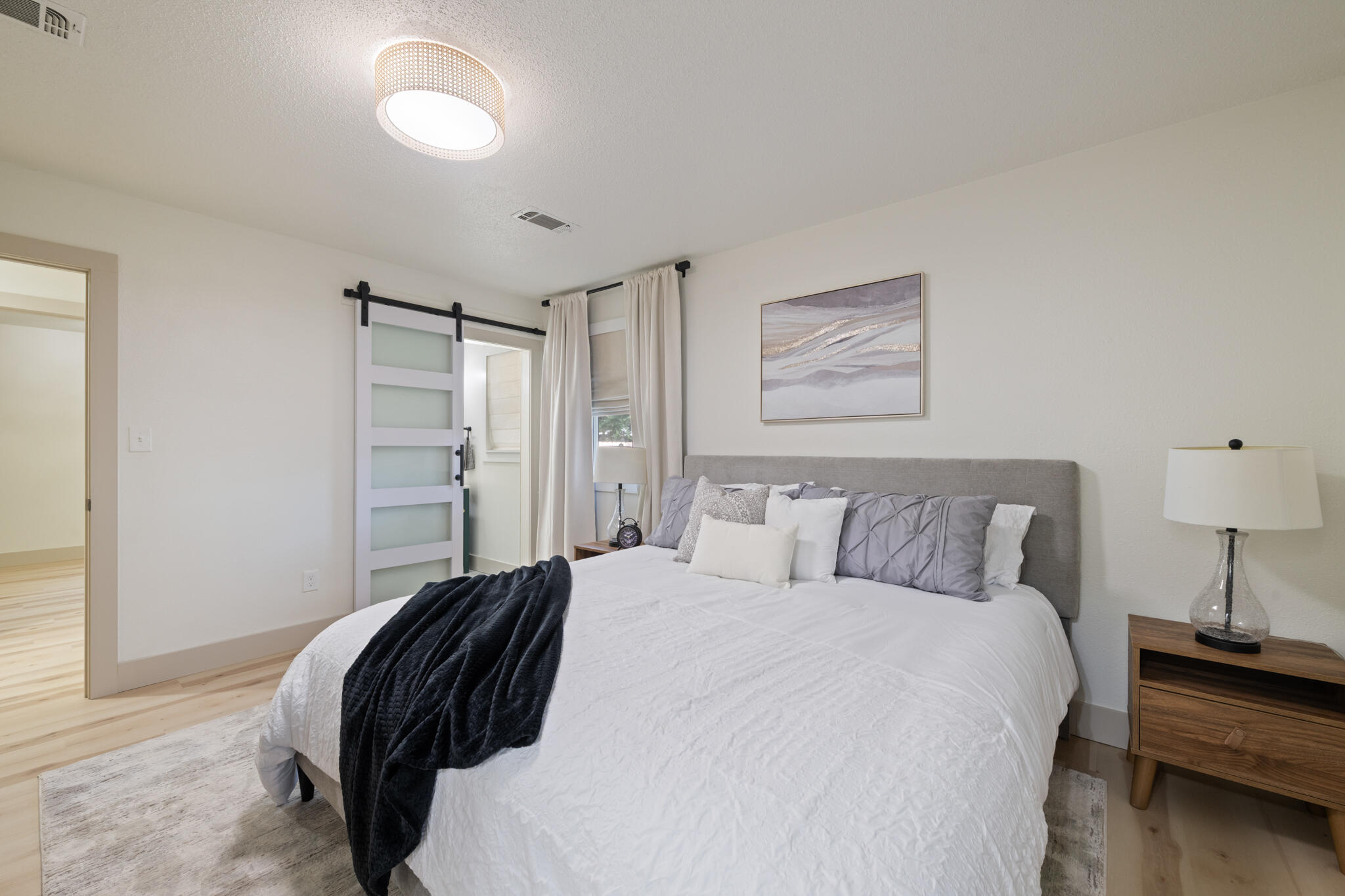 CAROL ANNE MANOR - Residential