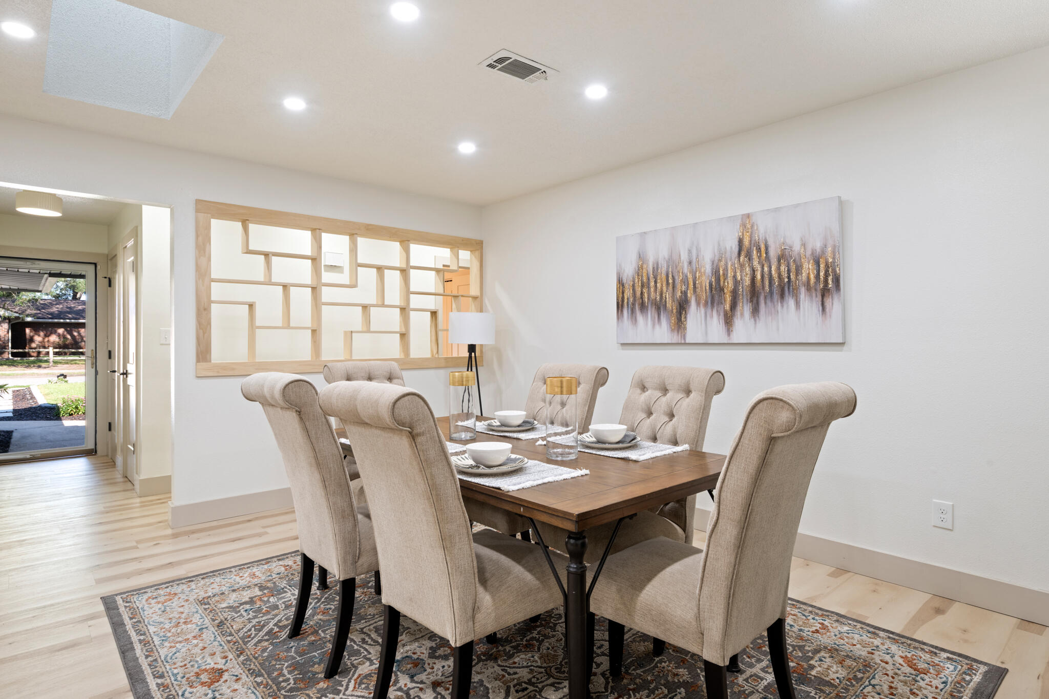 CAROL ANNE MANOR - Residential