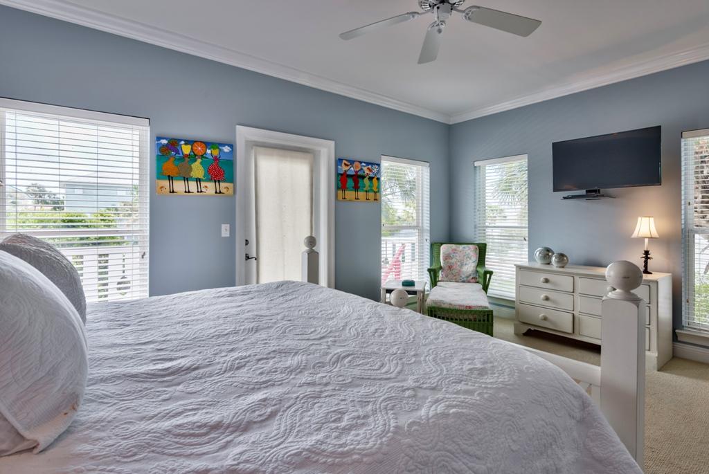 Crystal Shores - Residential