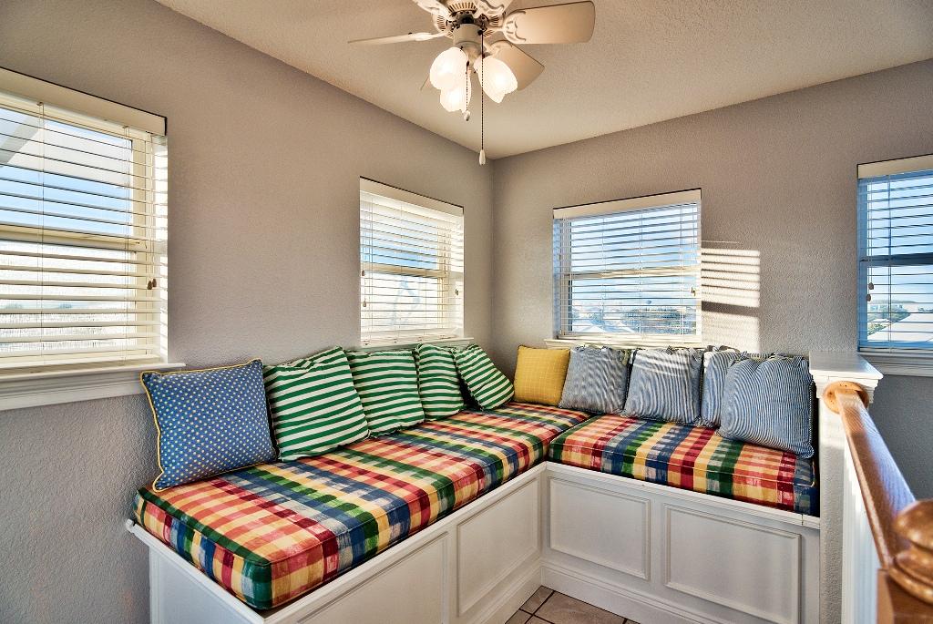 Crystal Shores - Residential