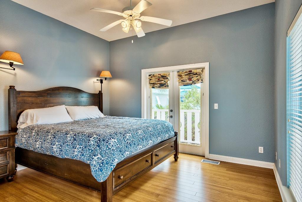 Crystal Shores - Residential