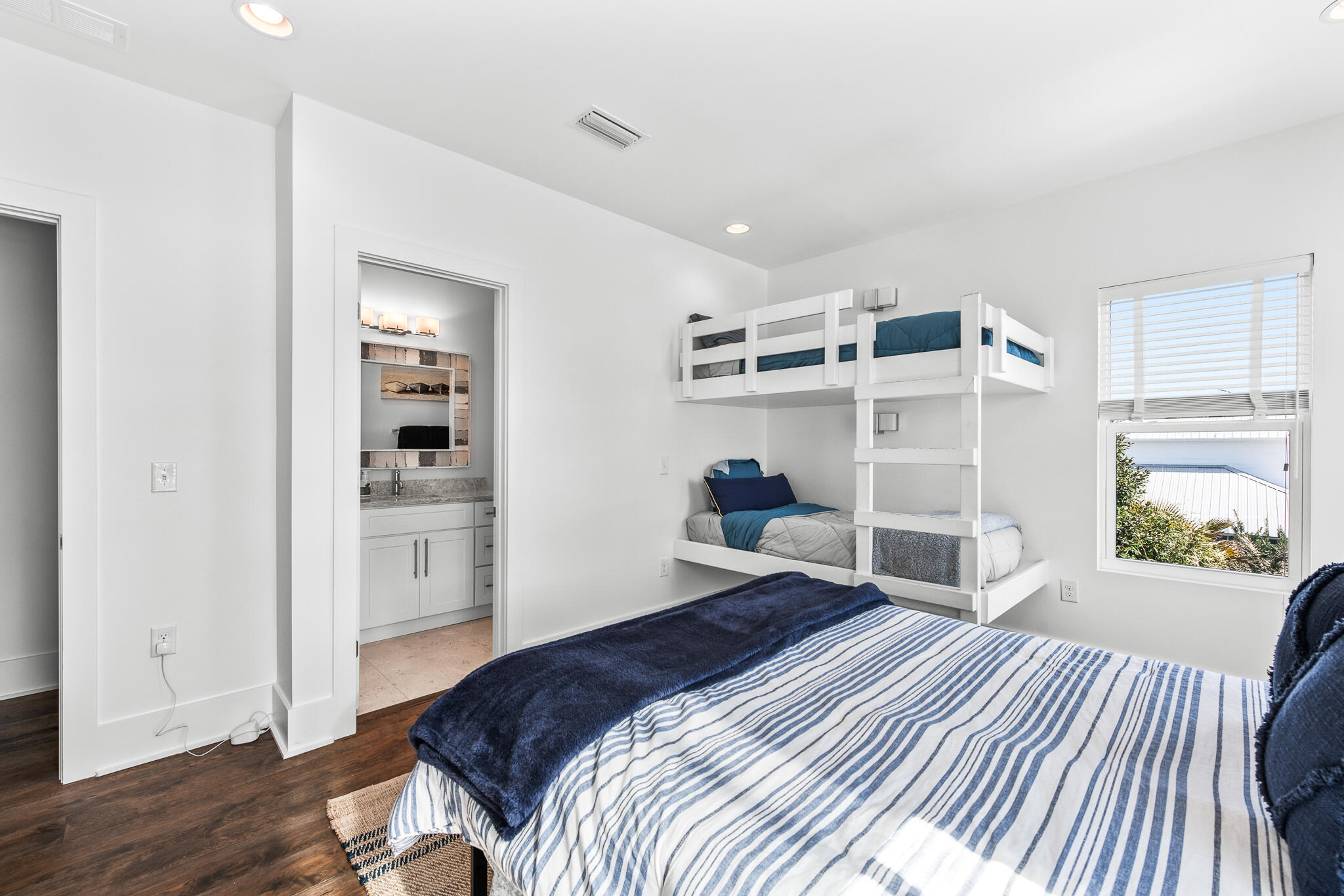 CYPRESS BREEZE PLANTATION - Residential