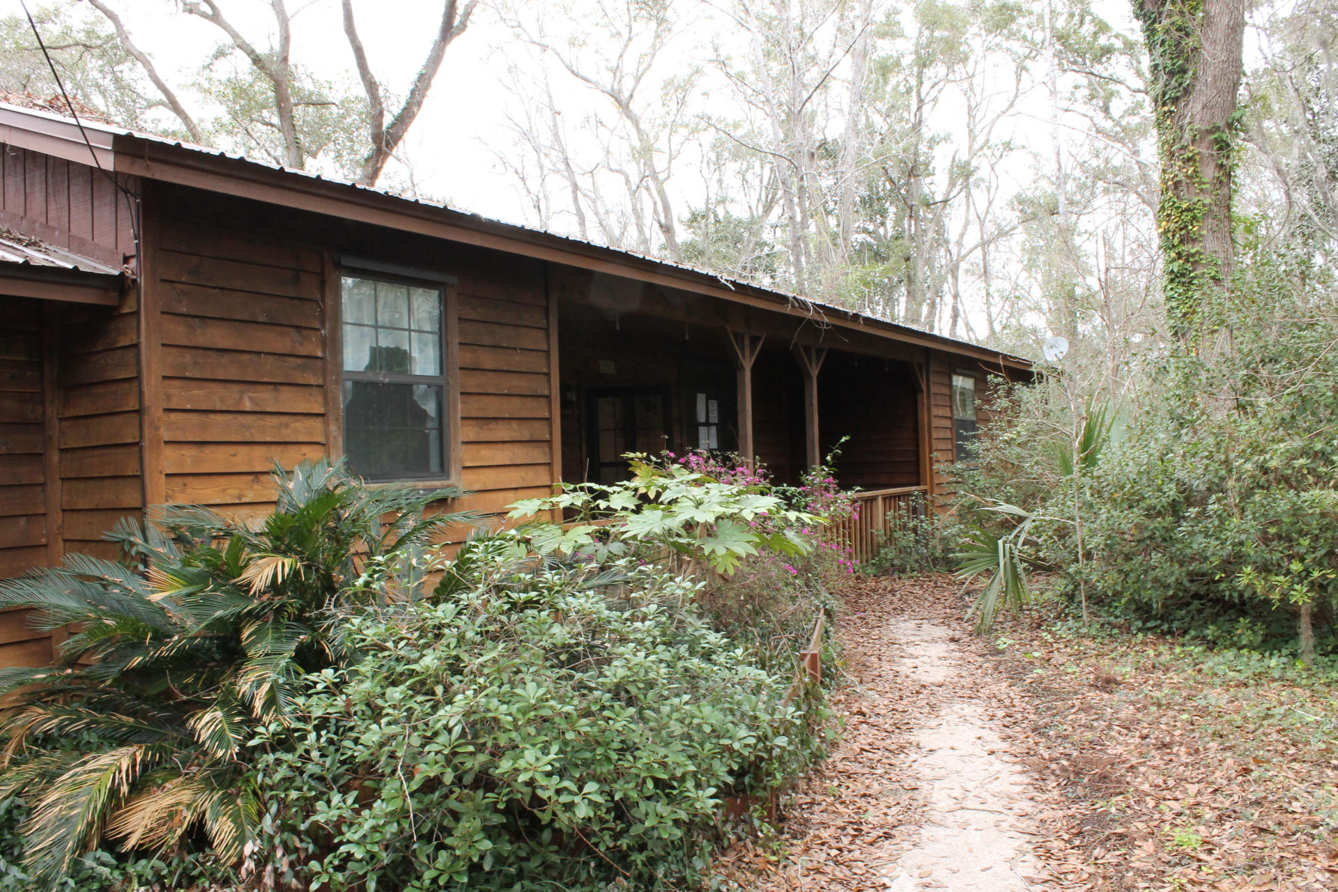 SADDLERS UNREC - Residential