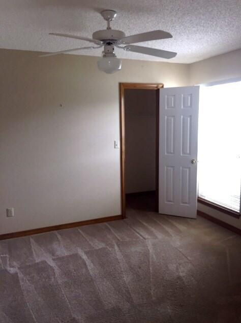 PARKWOOD SQUARE PH 2 - Residential