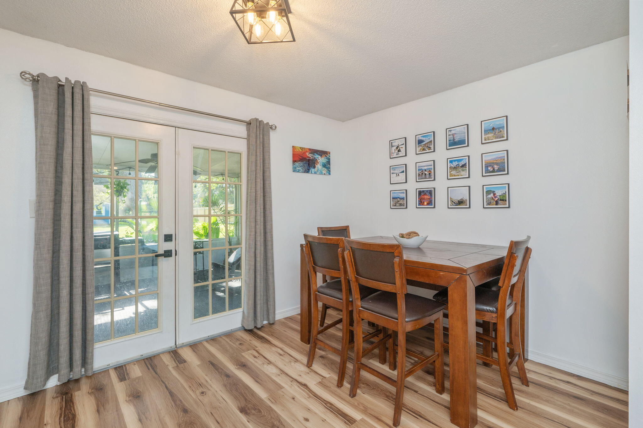 HOLLEY BY THE SEA - Residential
