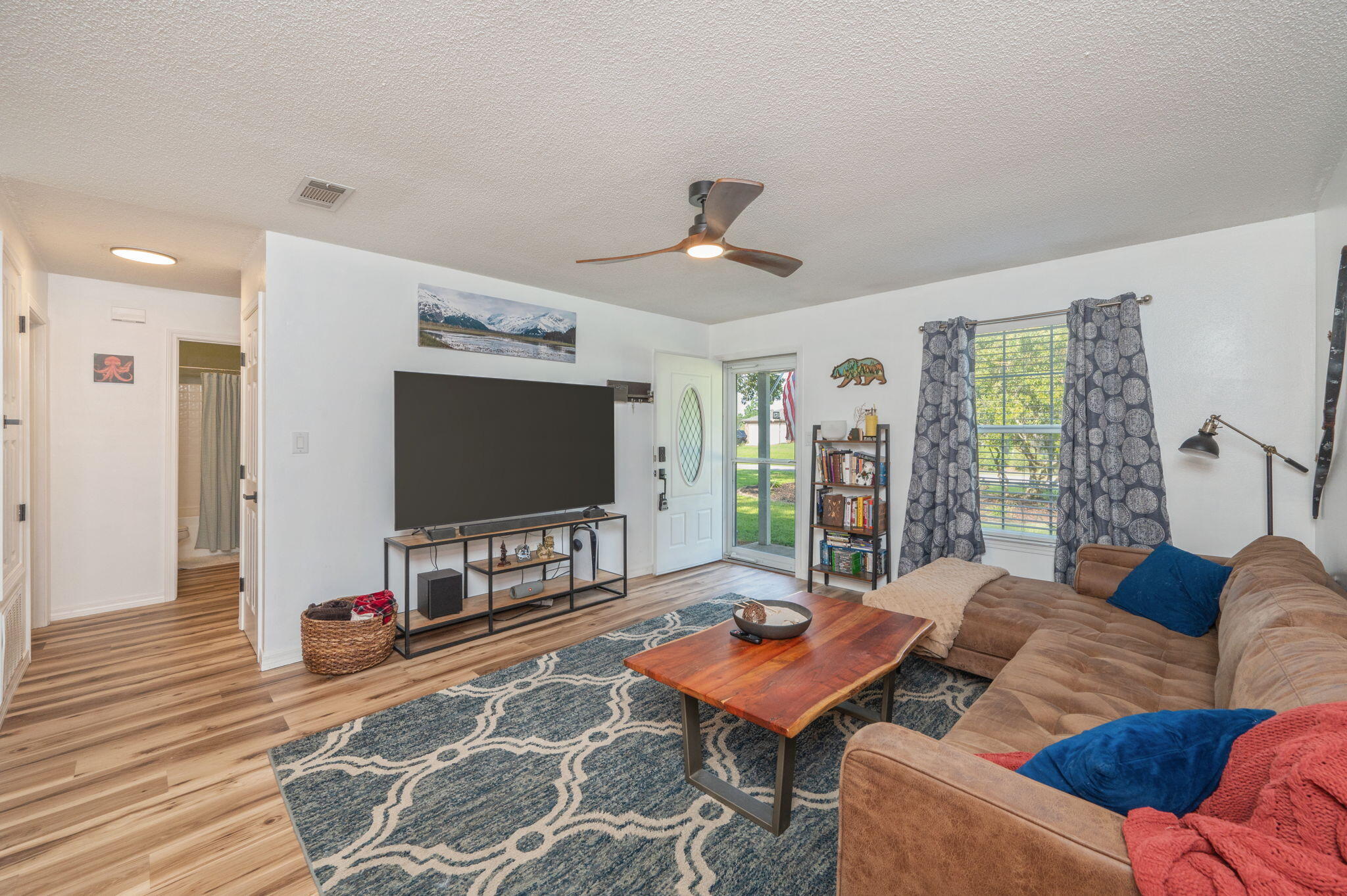 HOLLEY BY THE SEA - Residential