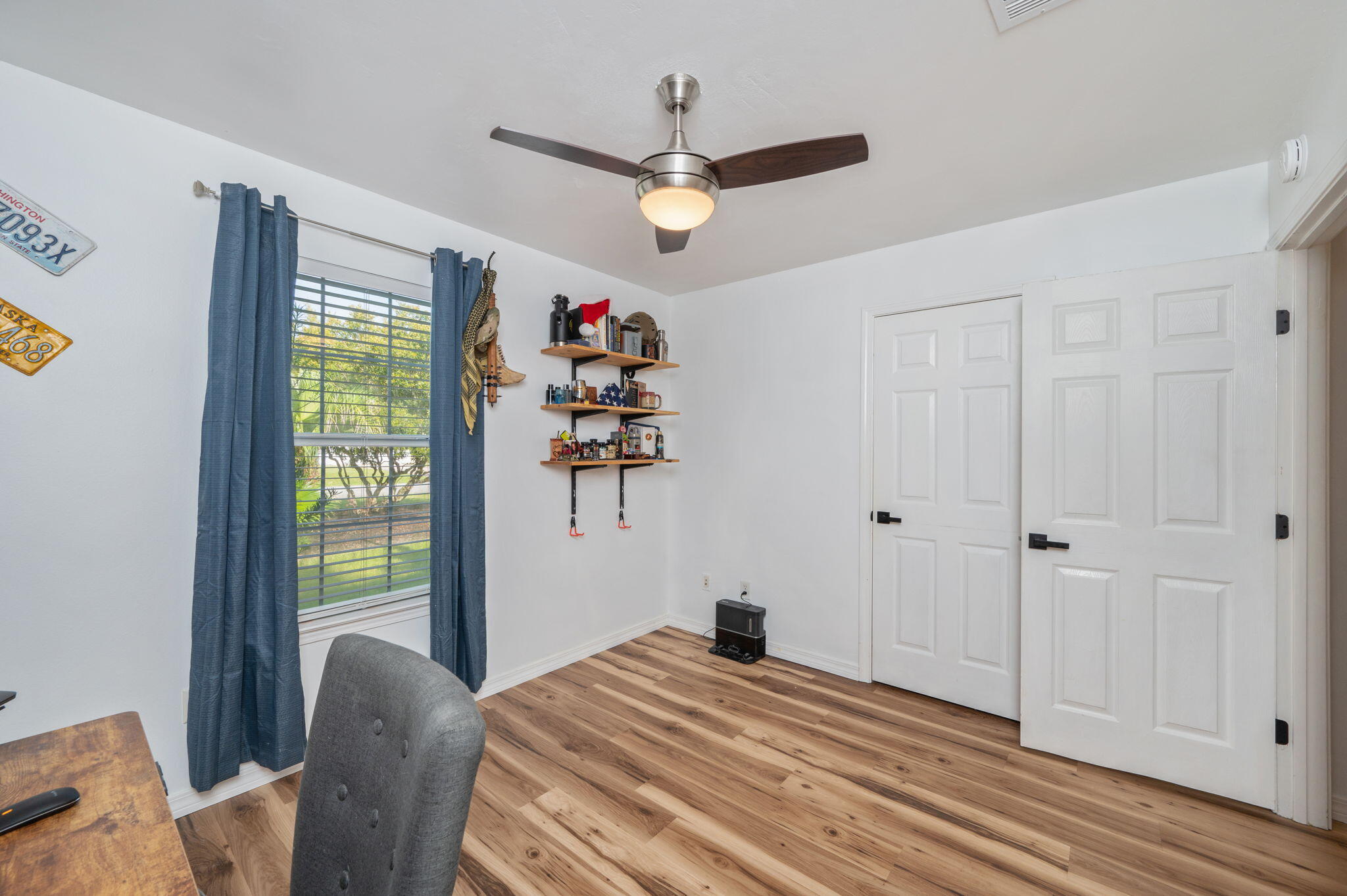 HOLLEY BY THE SEA - Residential
