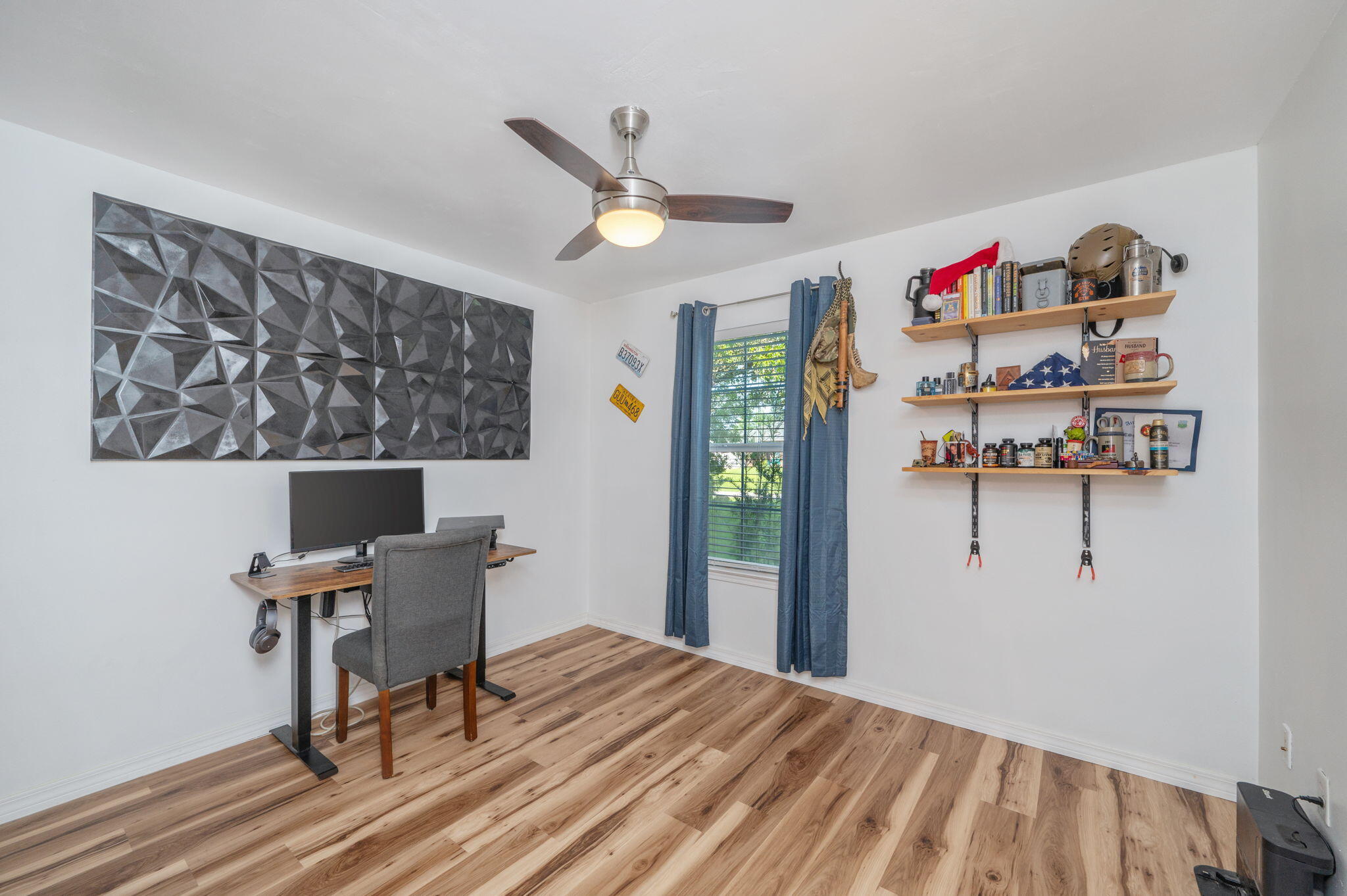 HOLLEY BY THE SEA - Residential