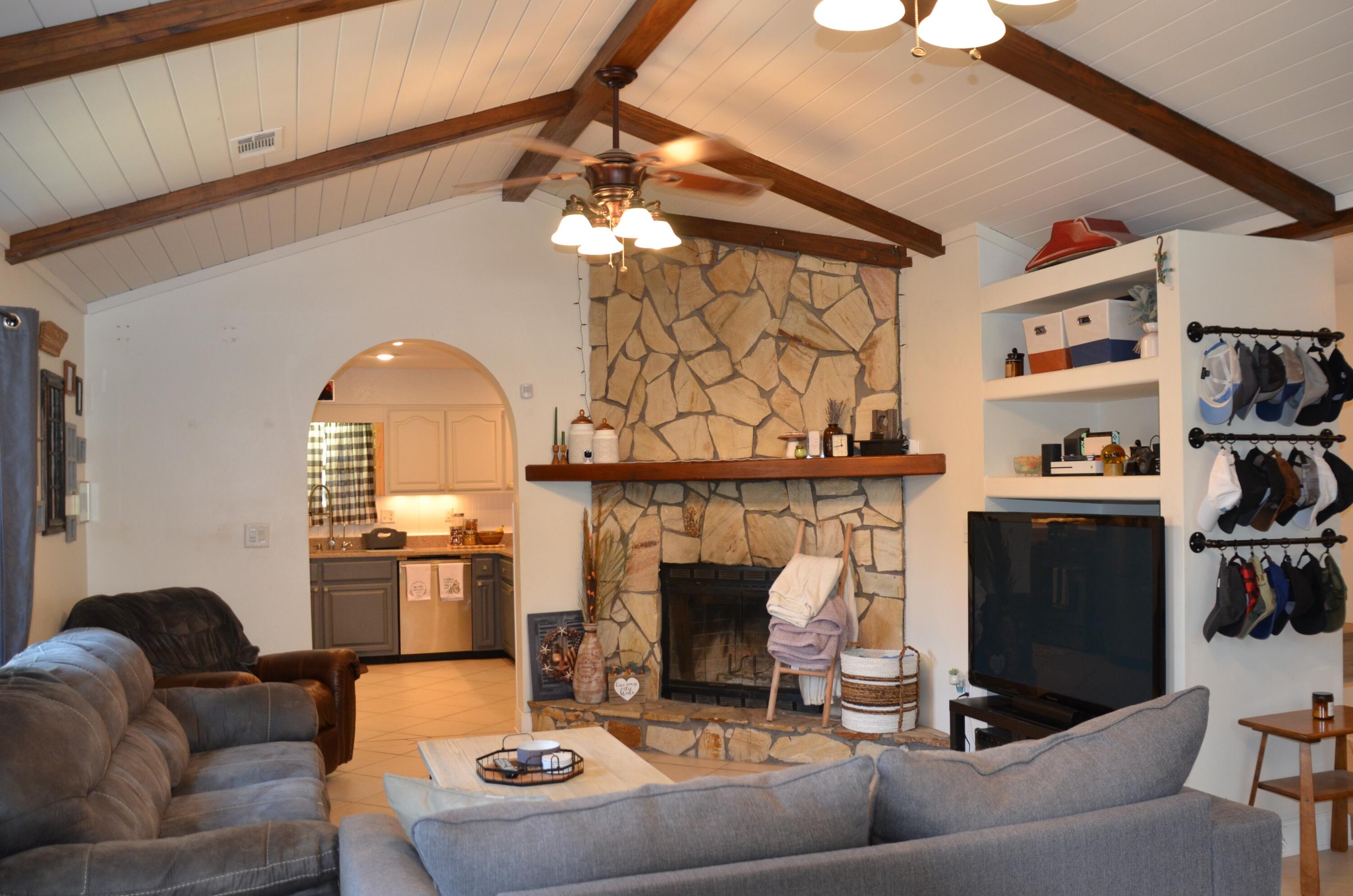 RIVERSIDE NORTH - Residential