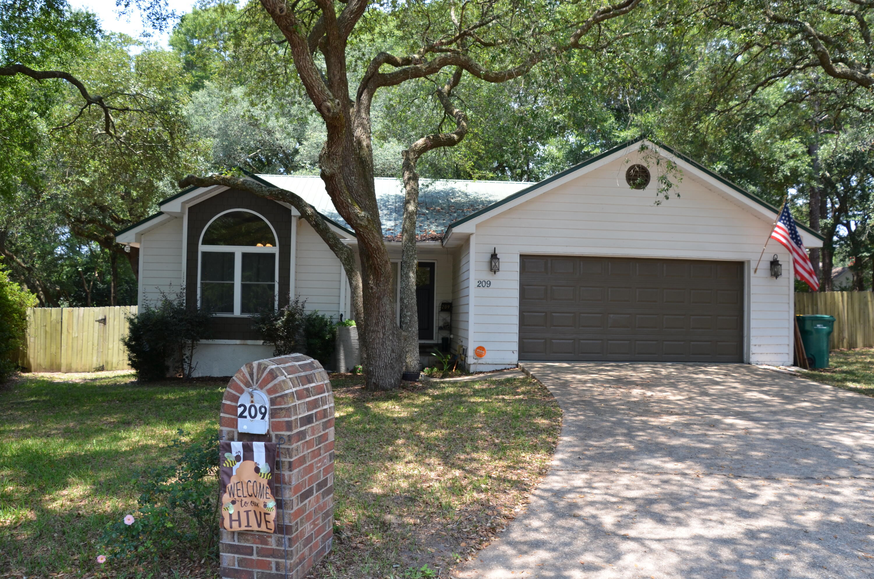 RIVERSIDE NORTH - Residential