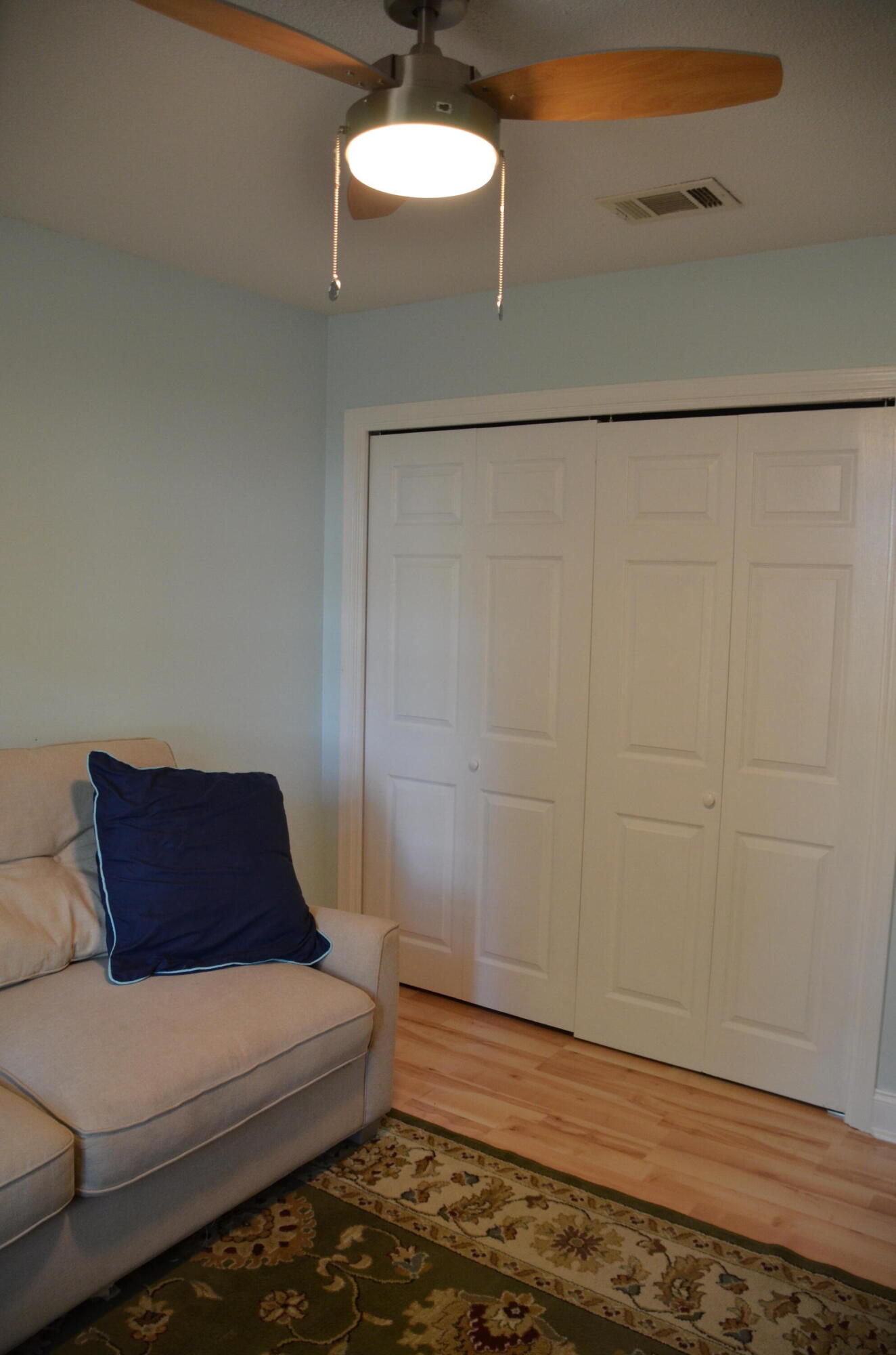 RIVERSIDE NORTH - Residential