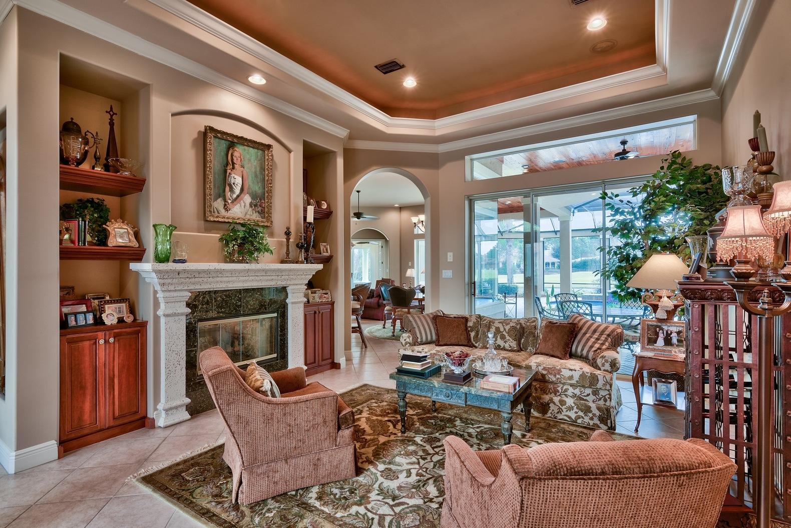 BURNT PINE - Residential