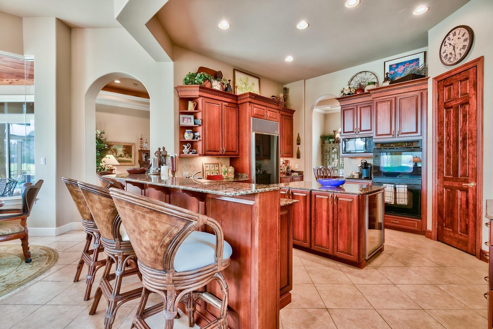 BURNT PINE - Residential