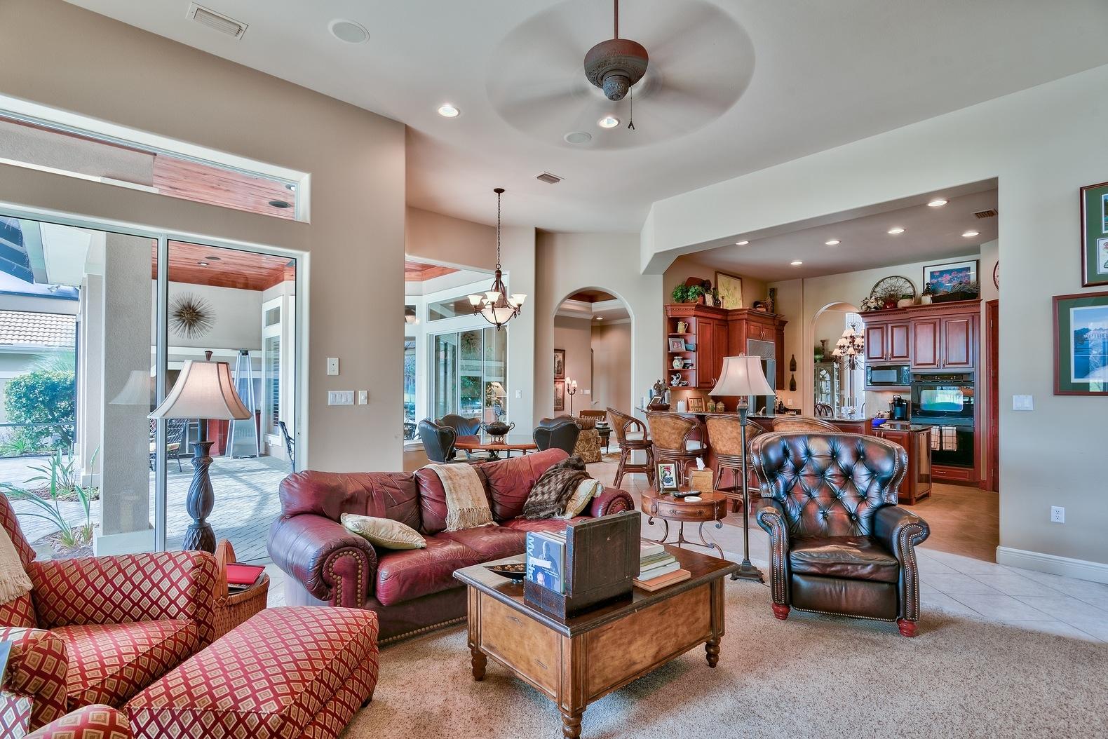 BURNT PINE - Residential