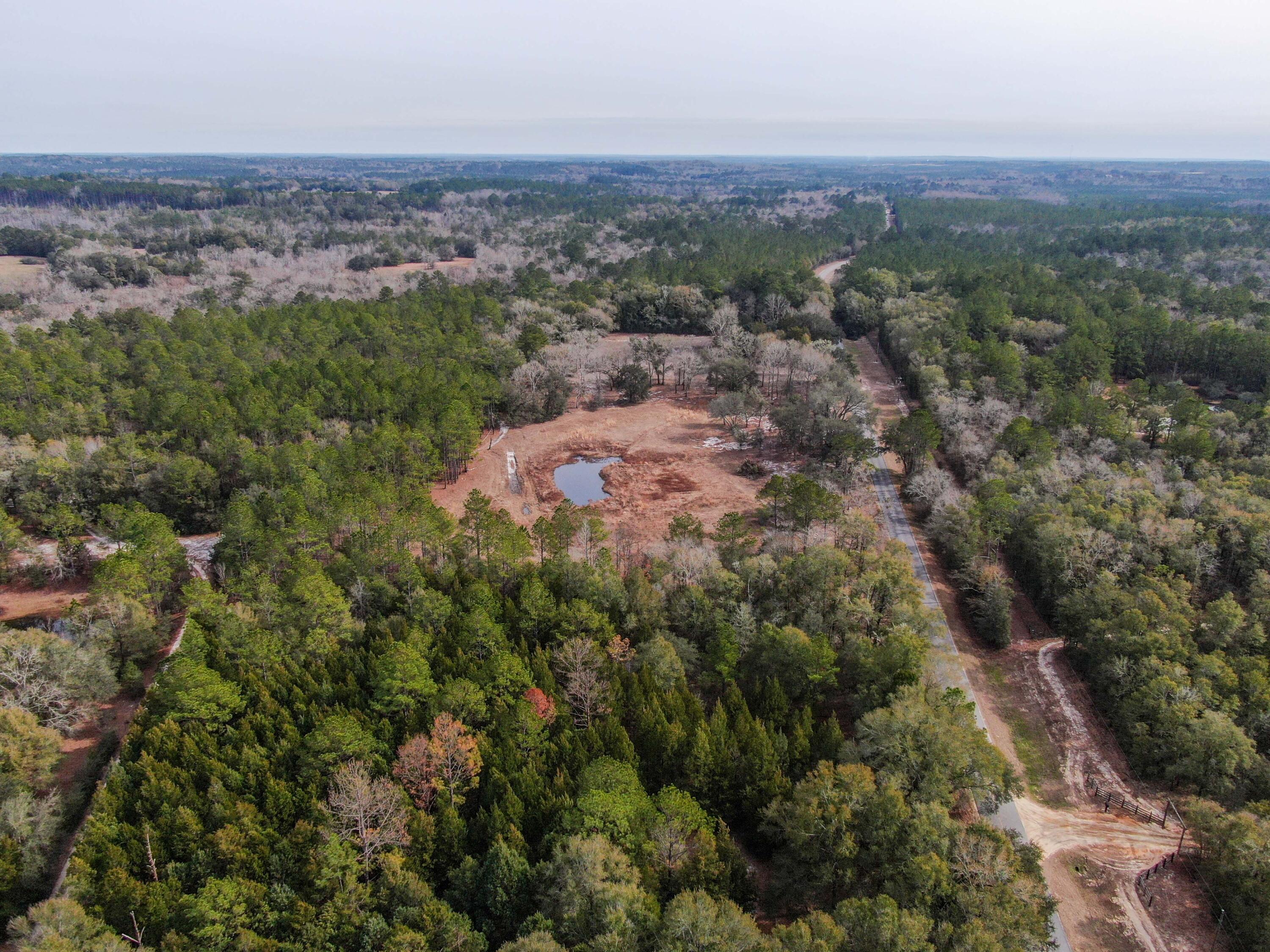 METES & BOUNDS - Land