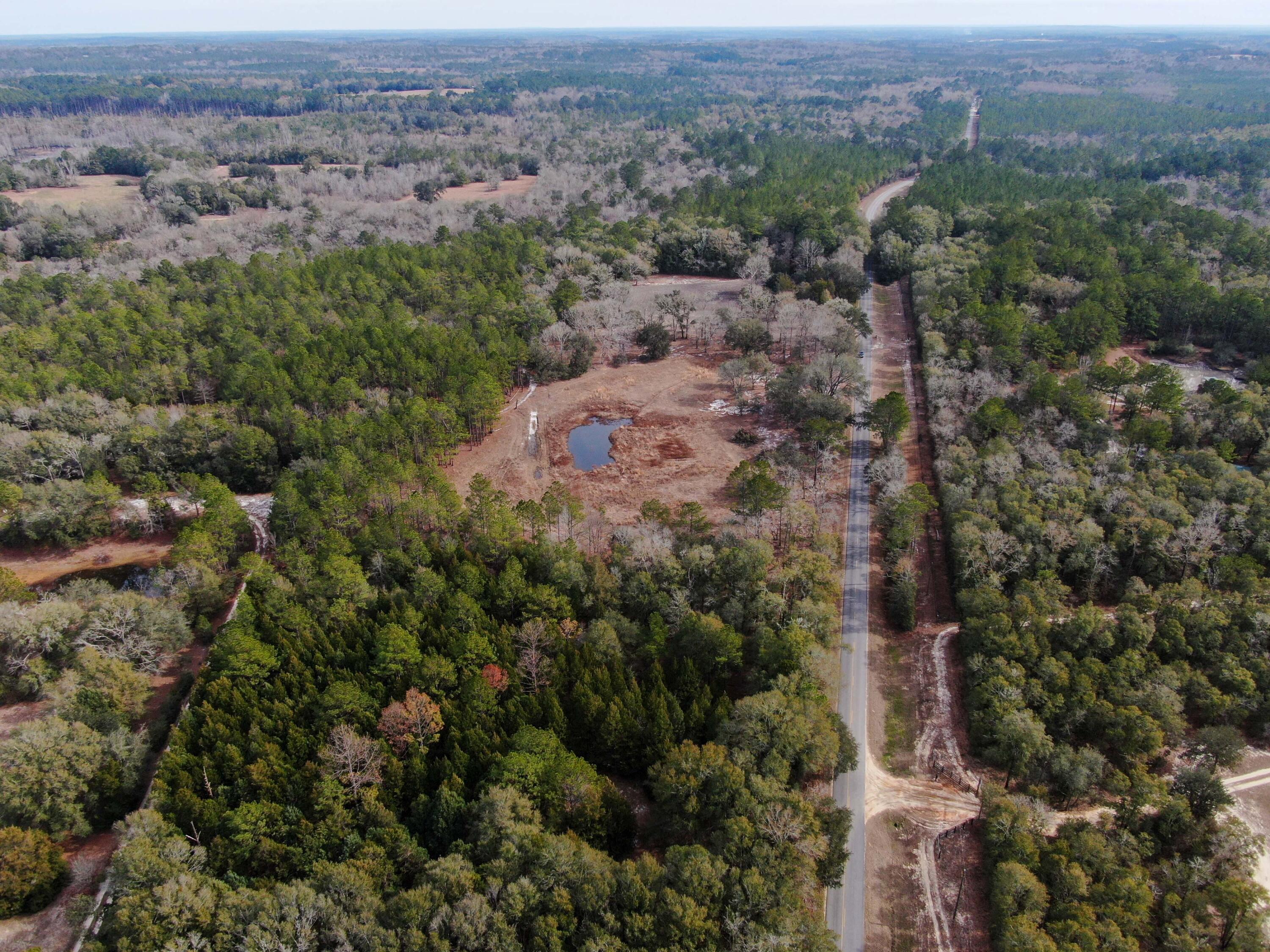 METES & BOUNDS - Land