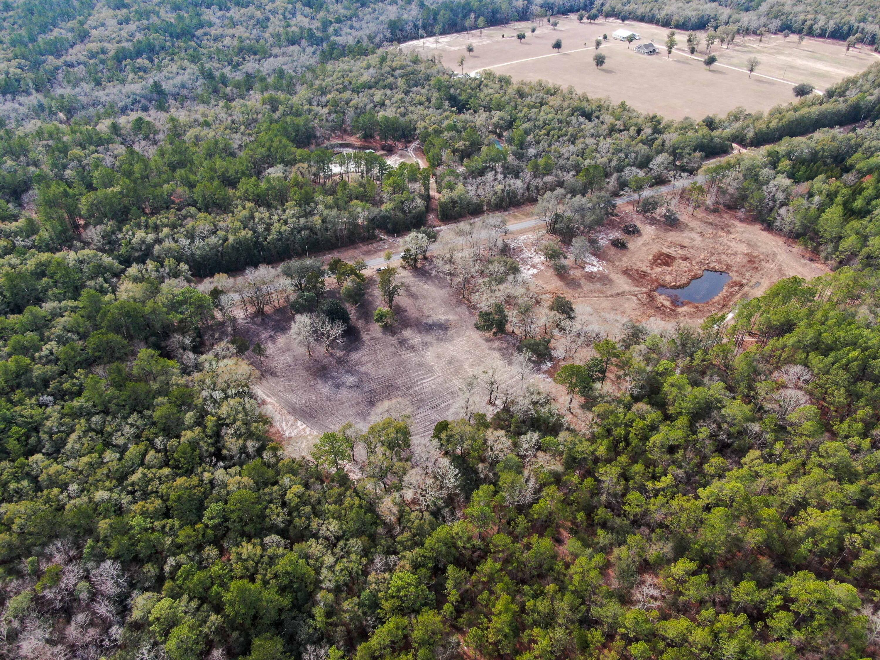 METES & BOUNDS - Land