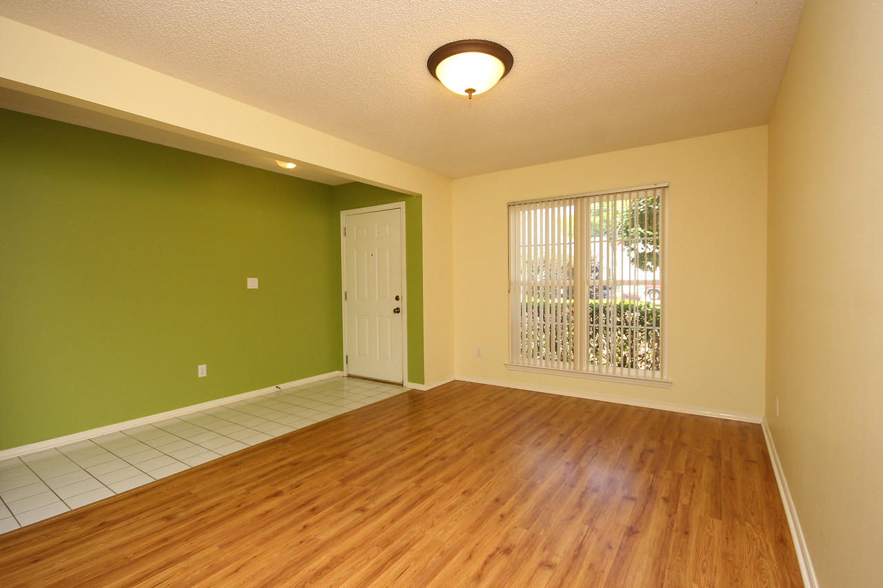 PATRICIAS PLACE - Residential