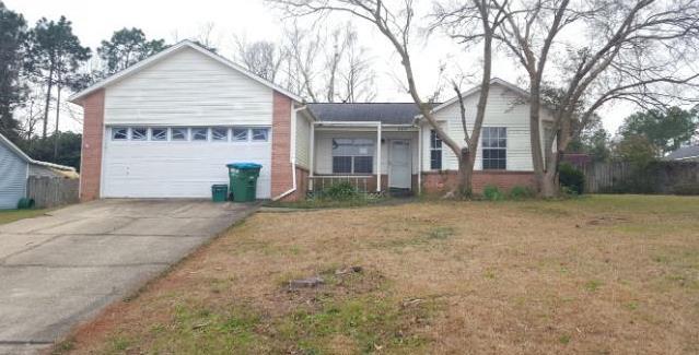 REO-Lovely home great for any buyer. This home has 3 bedrooms 2 bathrooms and an attached garage and a detached workshop. This property also has covered patio area. Carpet and tile throughout and the master bathroom has dual sinks, Come take a look today.